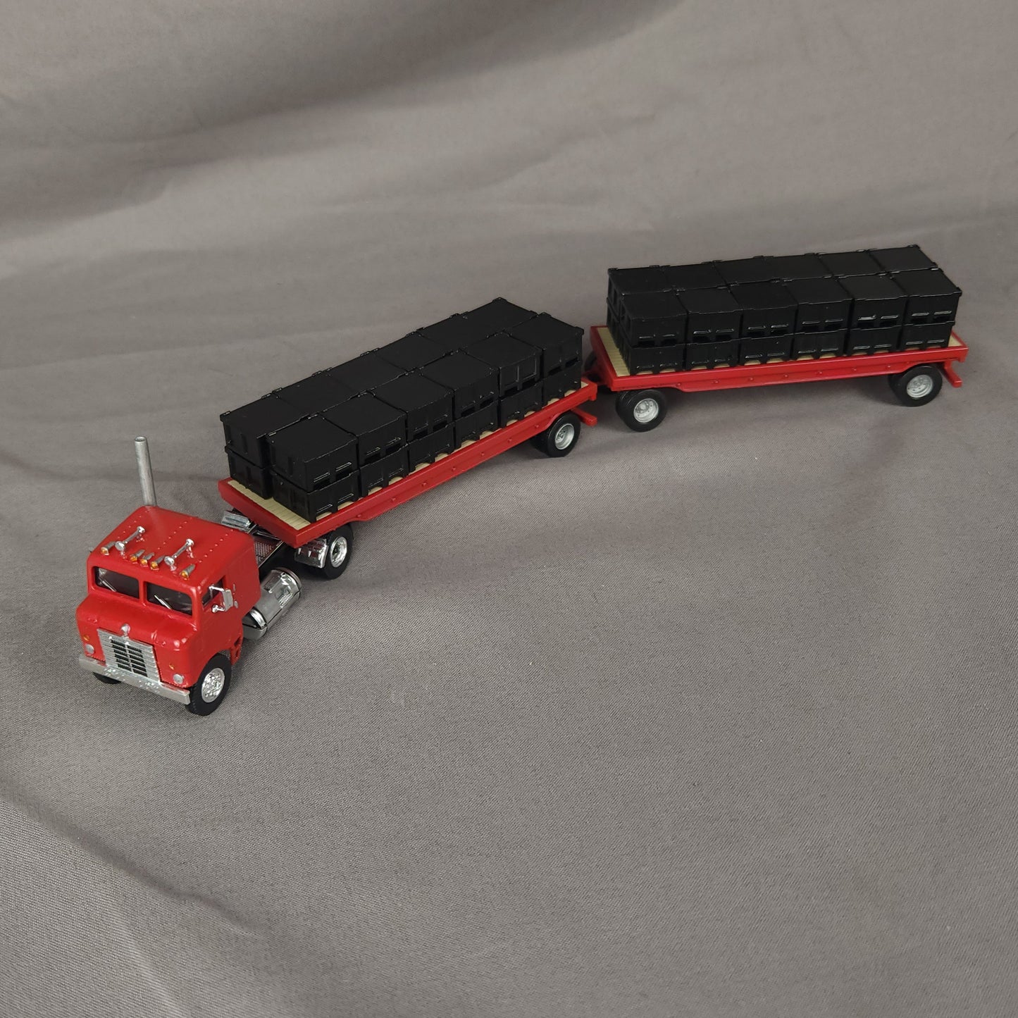 Custom HO Scale 1:87 Brekina Kenworth Bullnose Grape Vineyard Hauling Truck