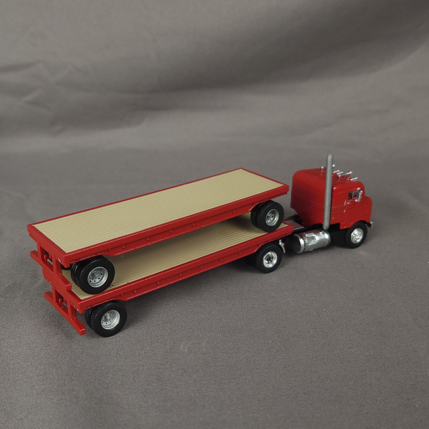 Custom HO Scale 1:87 Brekina Kenworth Bullnose Grape Vineyard Hauling Truck