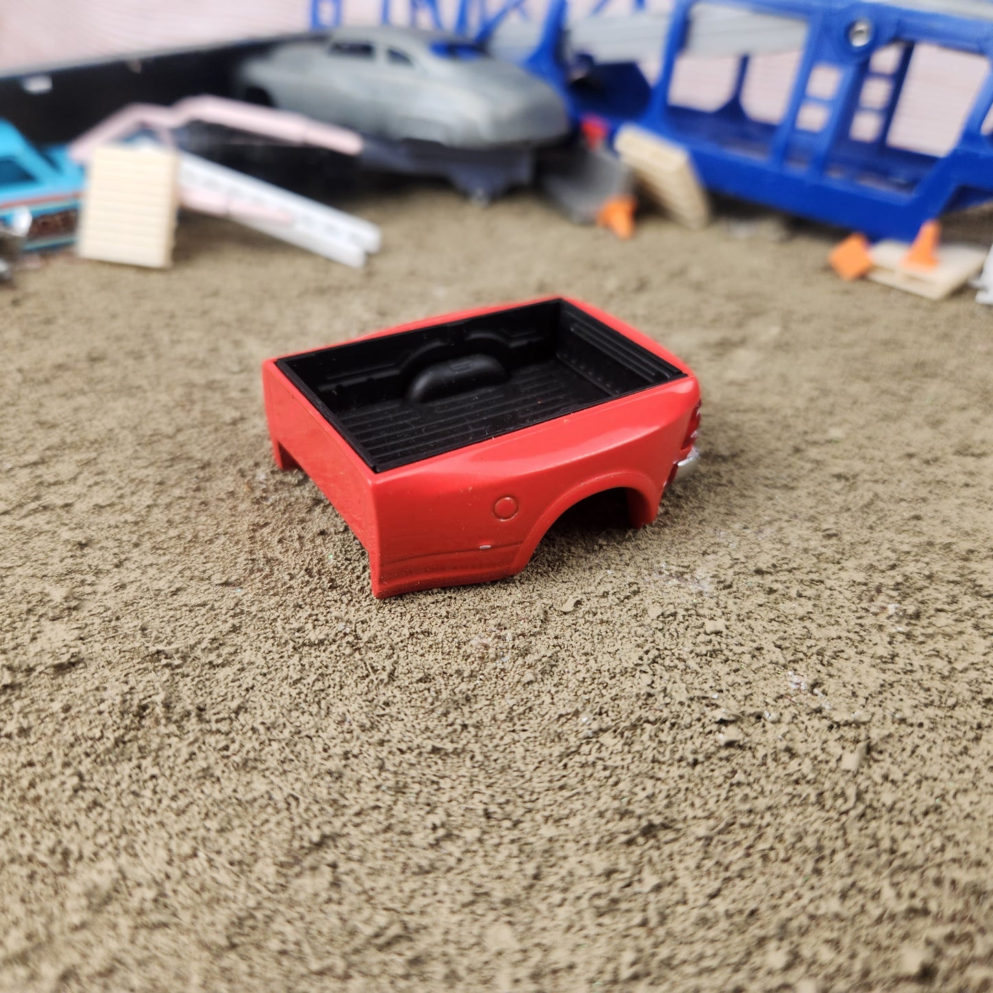 1:64 Greenlight Ram 3500 Dually DRW Bed Red