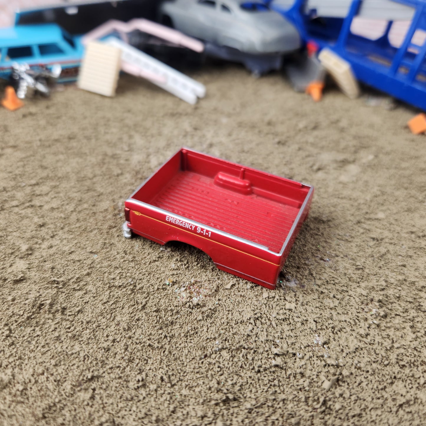 1:64 Greenlight 1992 Ford F-350 Pickup Bed Red