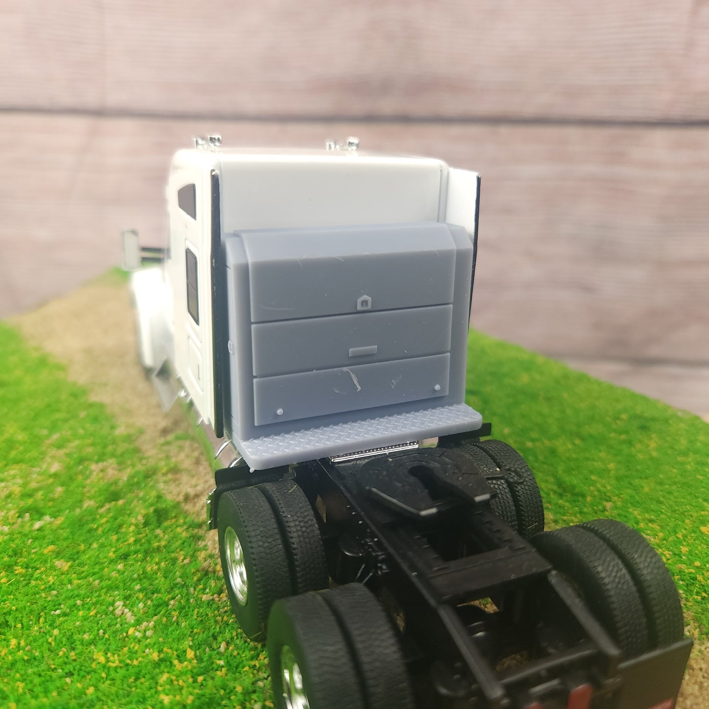1:50 Scale 3D Printed Heavy Duty Semi Truck Headache Rack