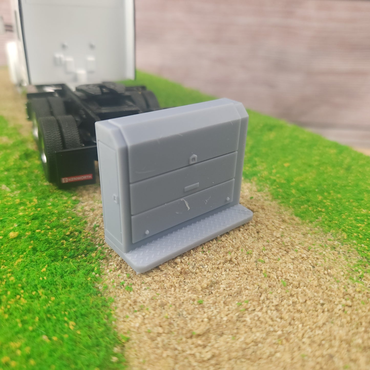 1:50 Scale 3D Printed Heavy Duty Semi Truck Headache Rack