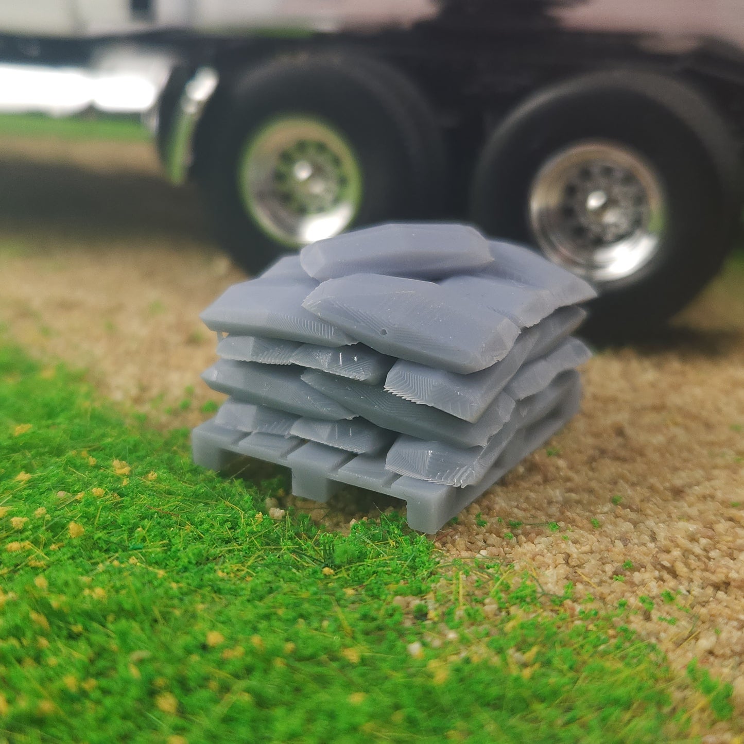 1:50 Scale 3D Printed Seed/Fertilizer Pallets