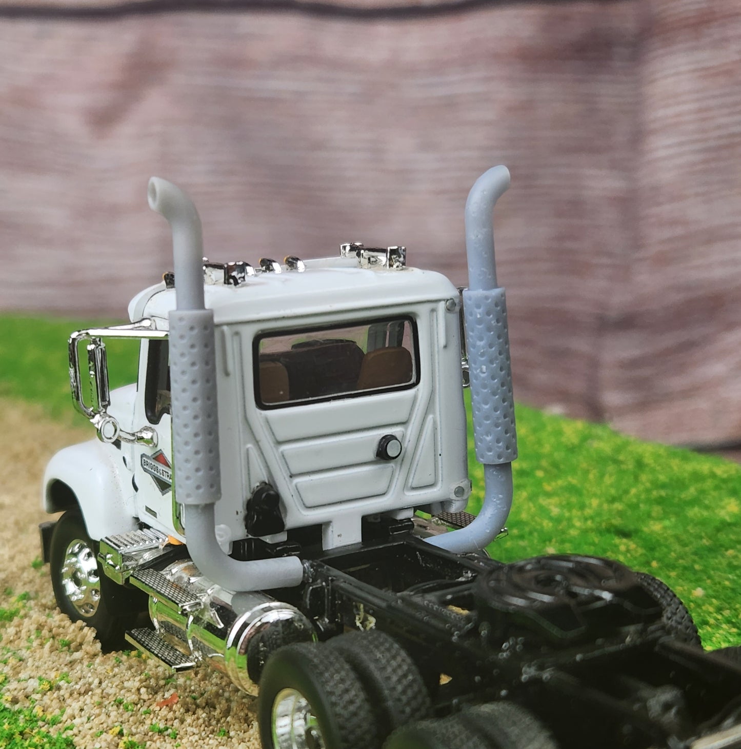 1:64 Scale 3D Printed Semi Truck Short 7" Angled Out Exhaust Stacks Heat Shield