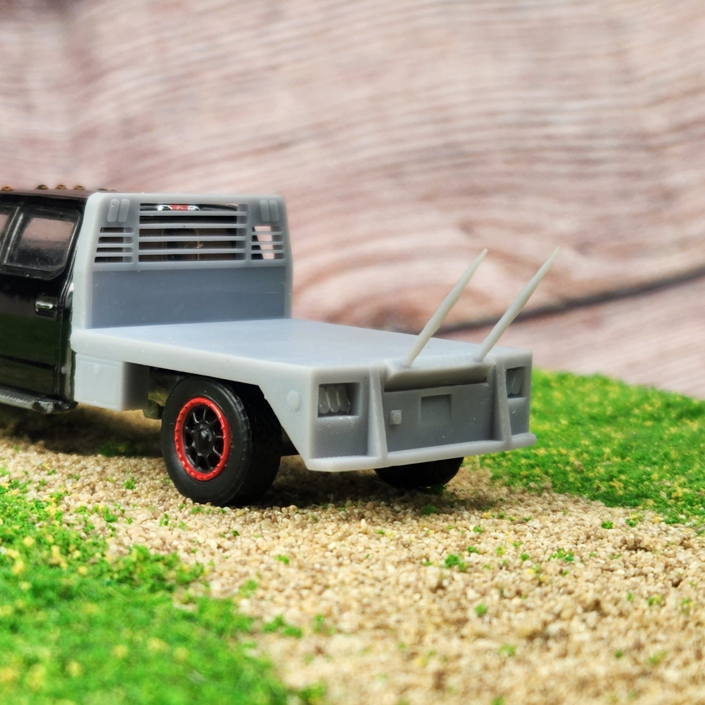 1:64 Scale 3D Printed SRW Flatbed Adjustable Bale Spike Truck Body