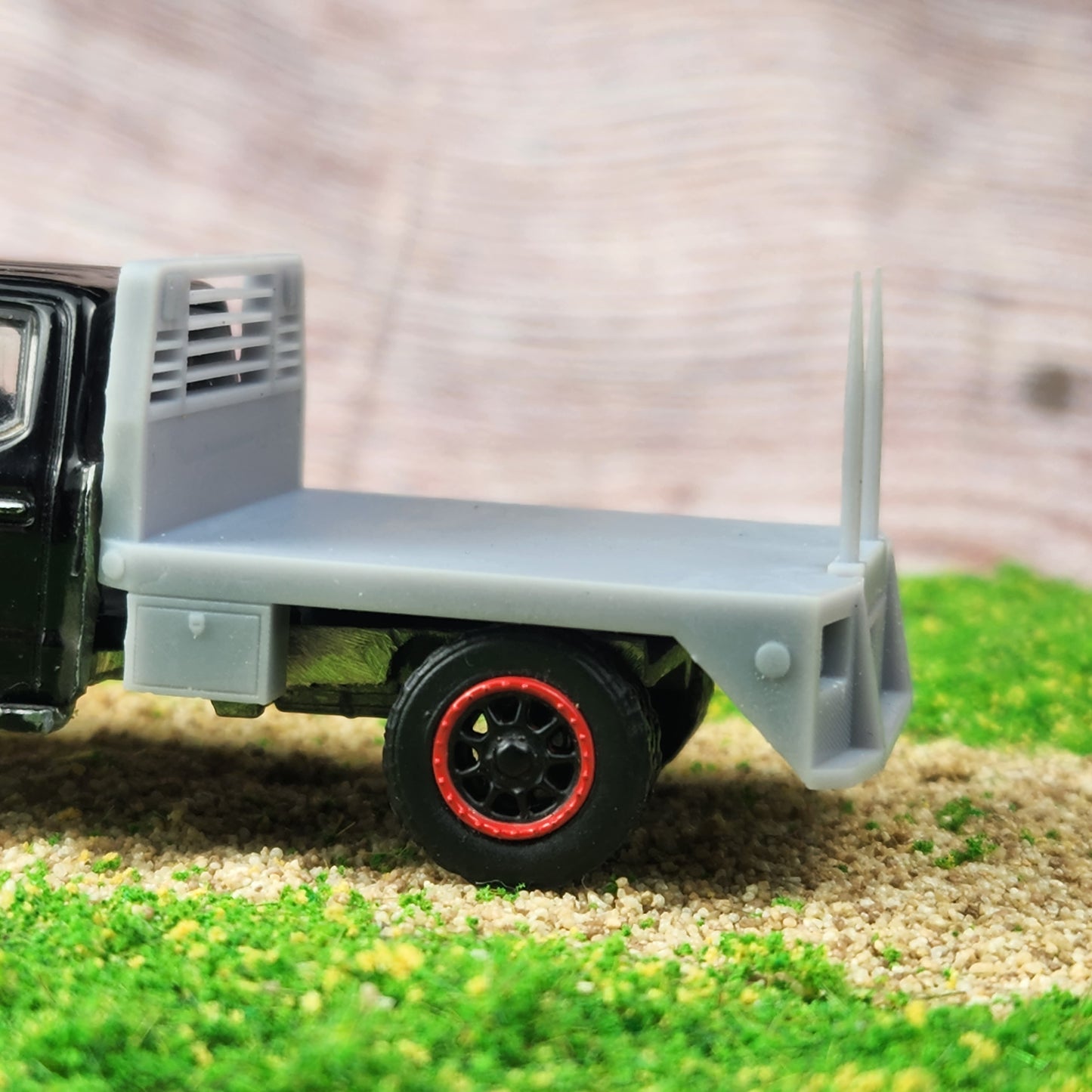 1:64 Scale 3D Printed SRW Flatbed Adjustable Bale Spike Truck Body