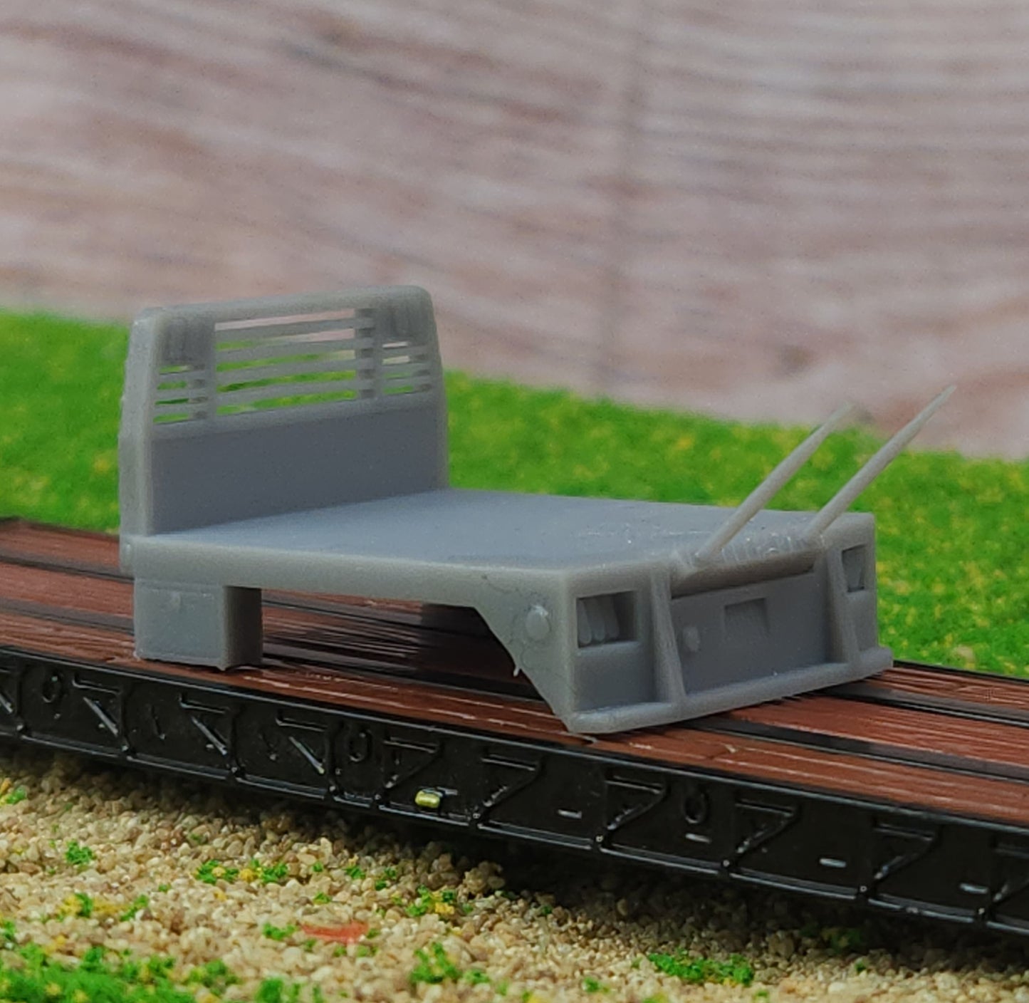 1:87 HO Scale 3D Printed SRW Flatbed Adjustable Bale Spike Truck Body