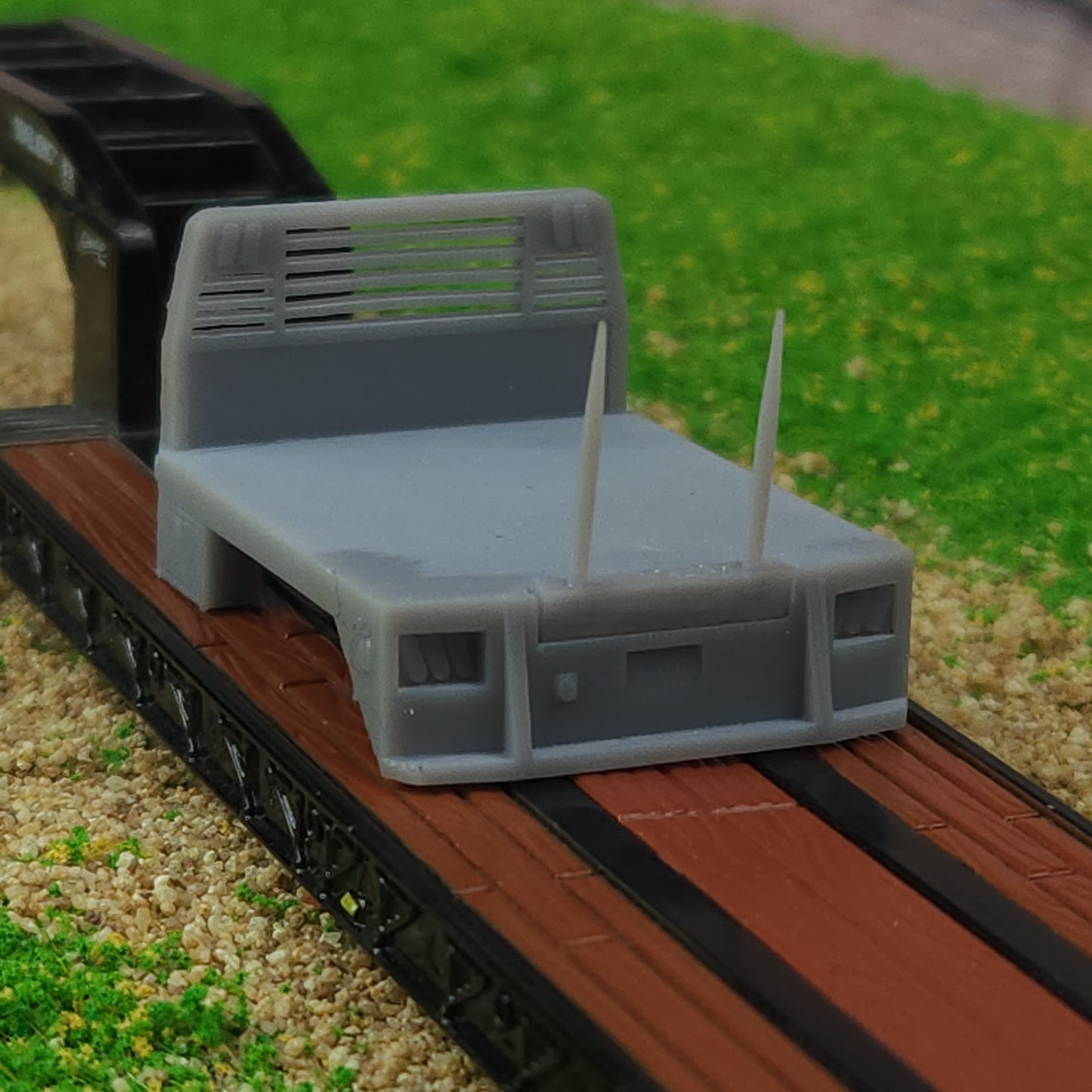 1:87 HO Scale 3D Printed SRW Flatbed Adjustable Bale Spike Truck Body