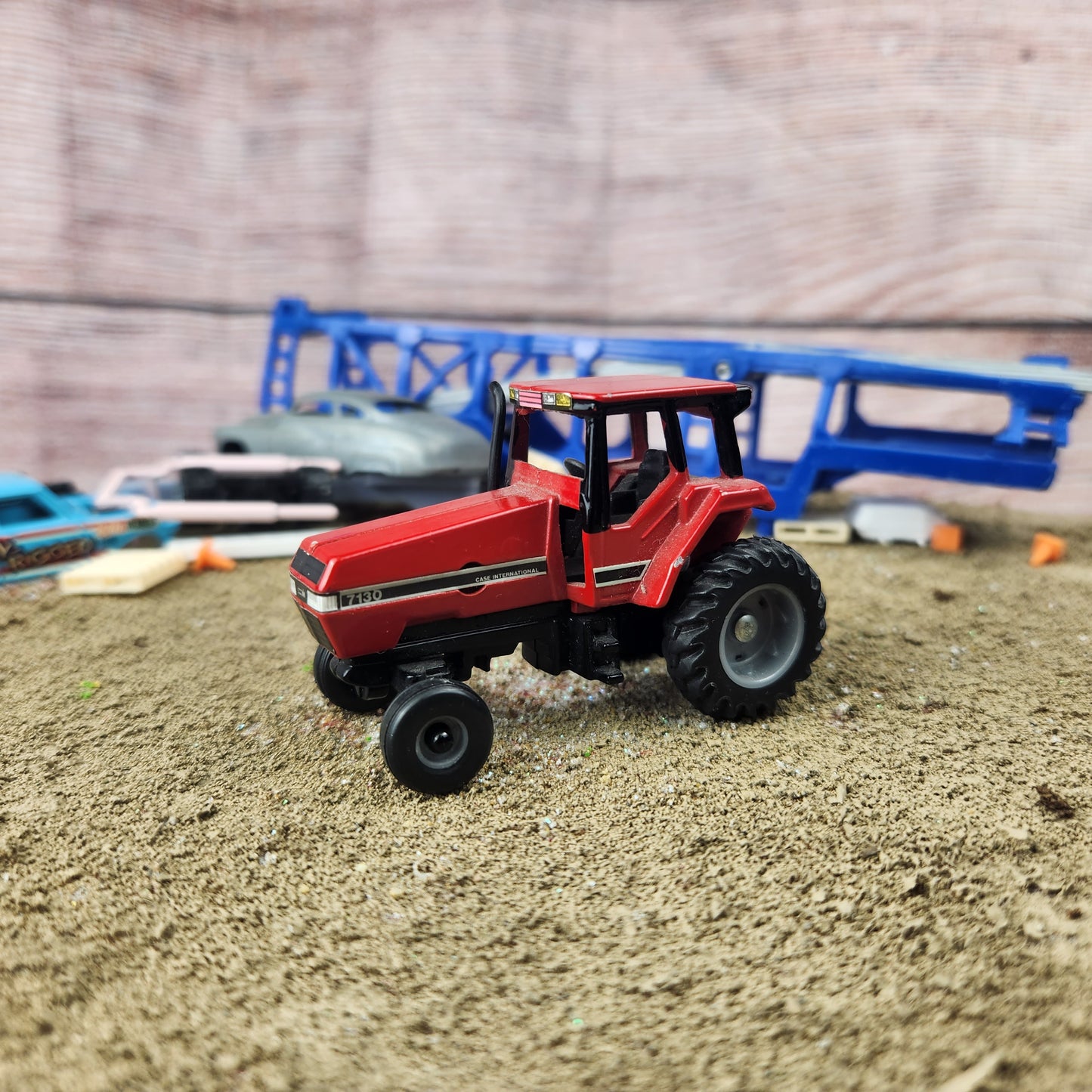 1:64 Ertl Case International 7130 Tractor