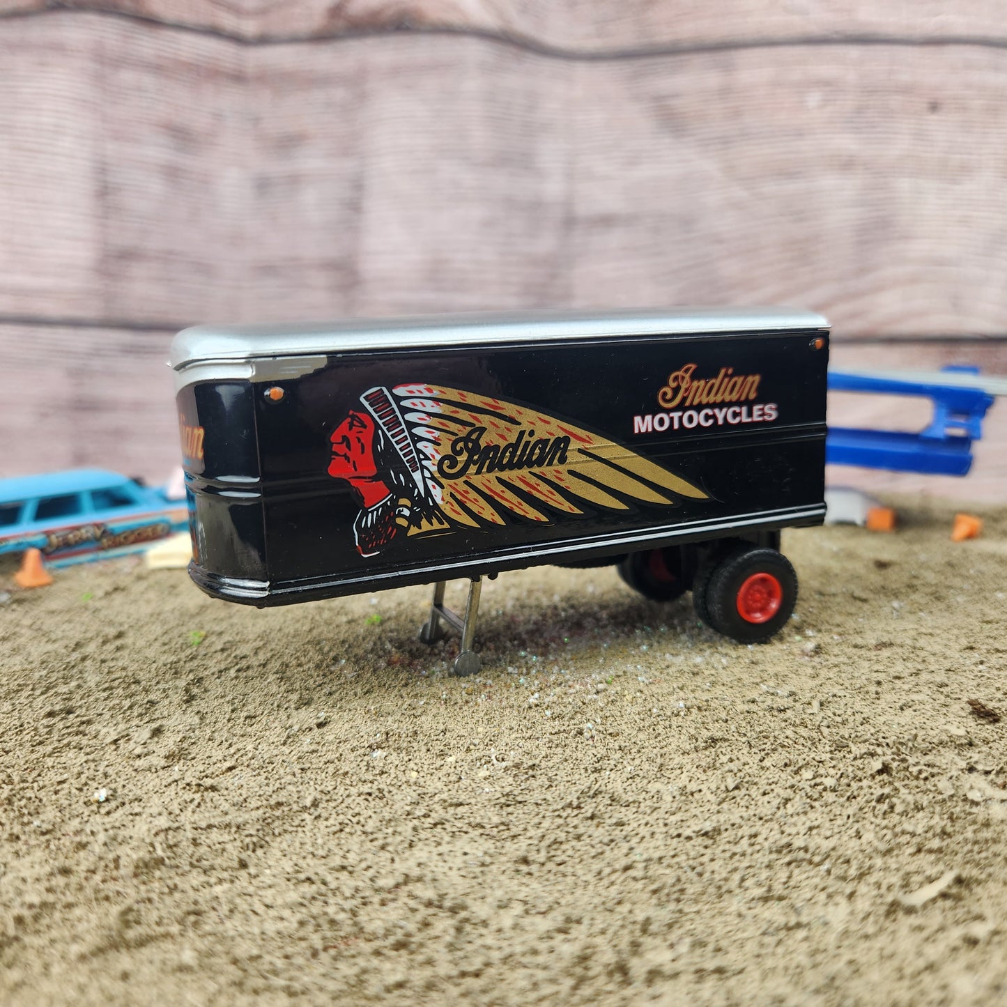 1:64 AHL Indian Motorcycles Single Axle Semi Trailer