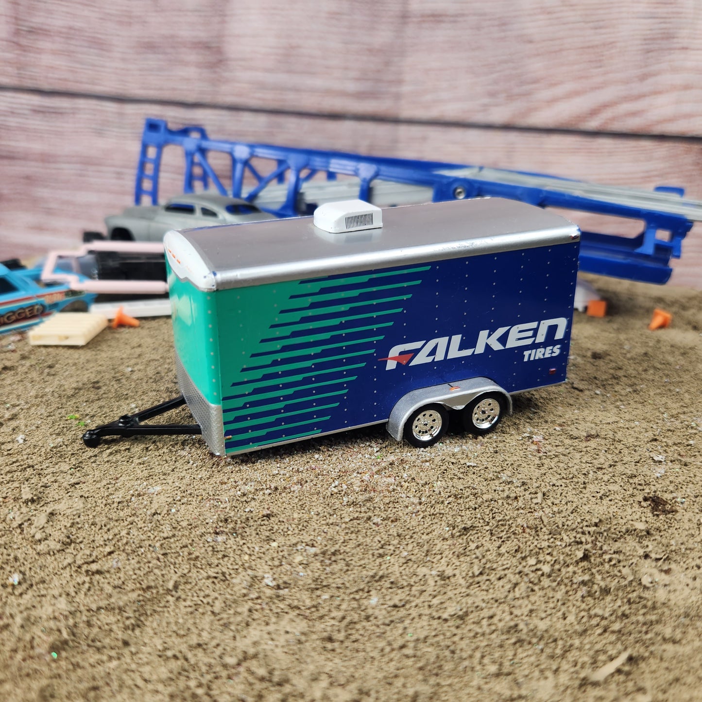 1:64 Greenlight Falken Tires Enclosed Car Trailer