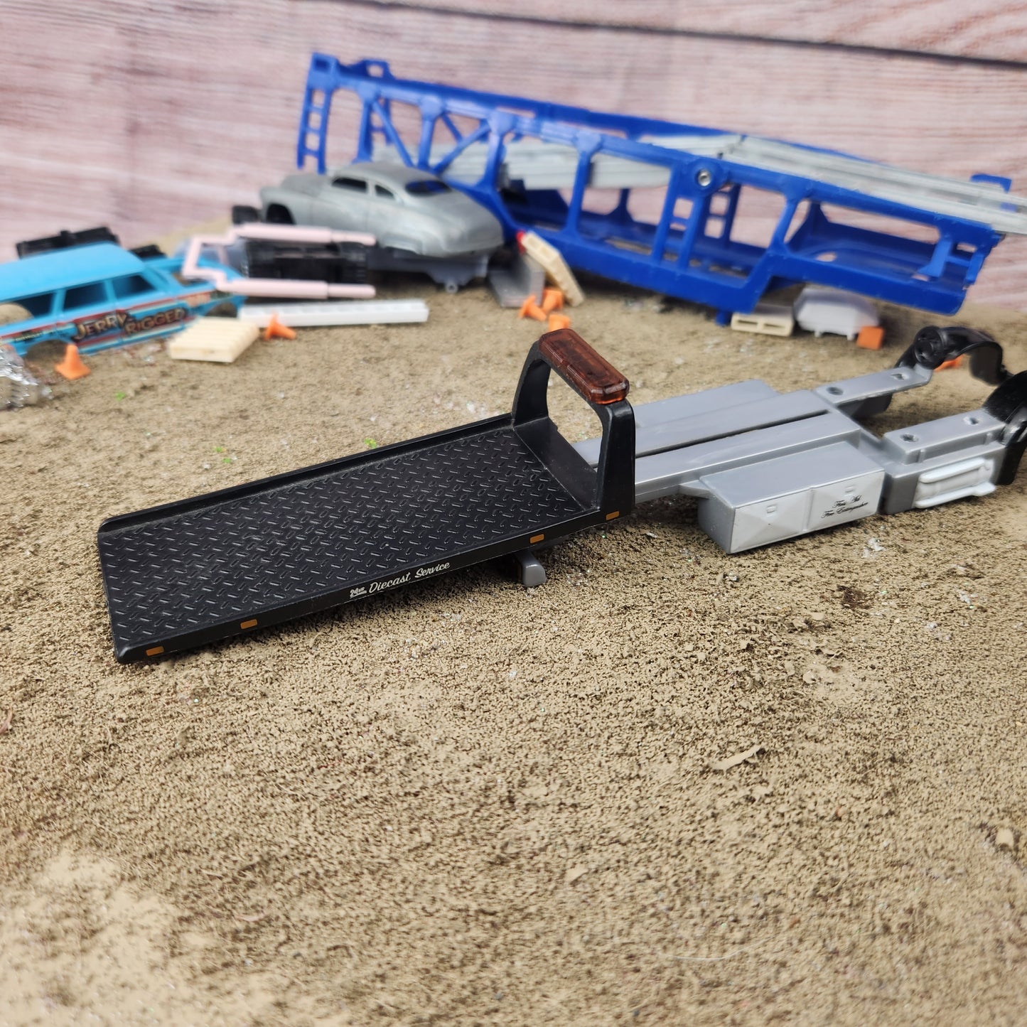 1:64 Maisto Moving Flatbed Body