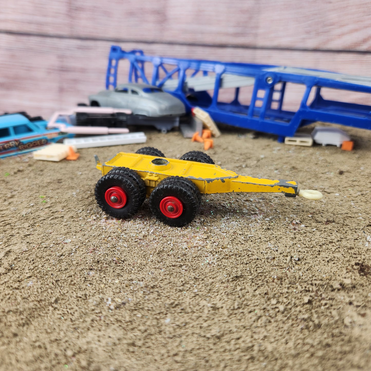 1:64 Matchbox King Size Pipe Trailer Missing Top Piece Good as Custom Dolly