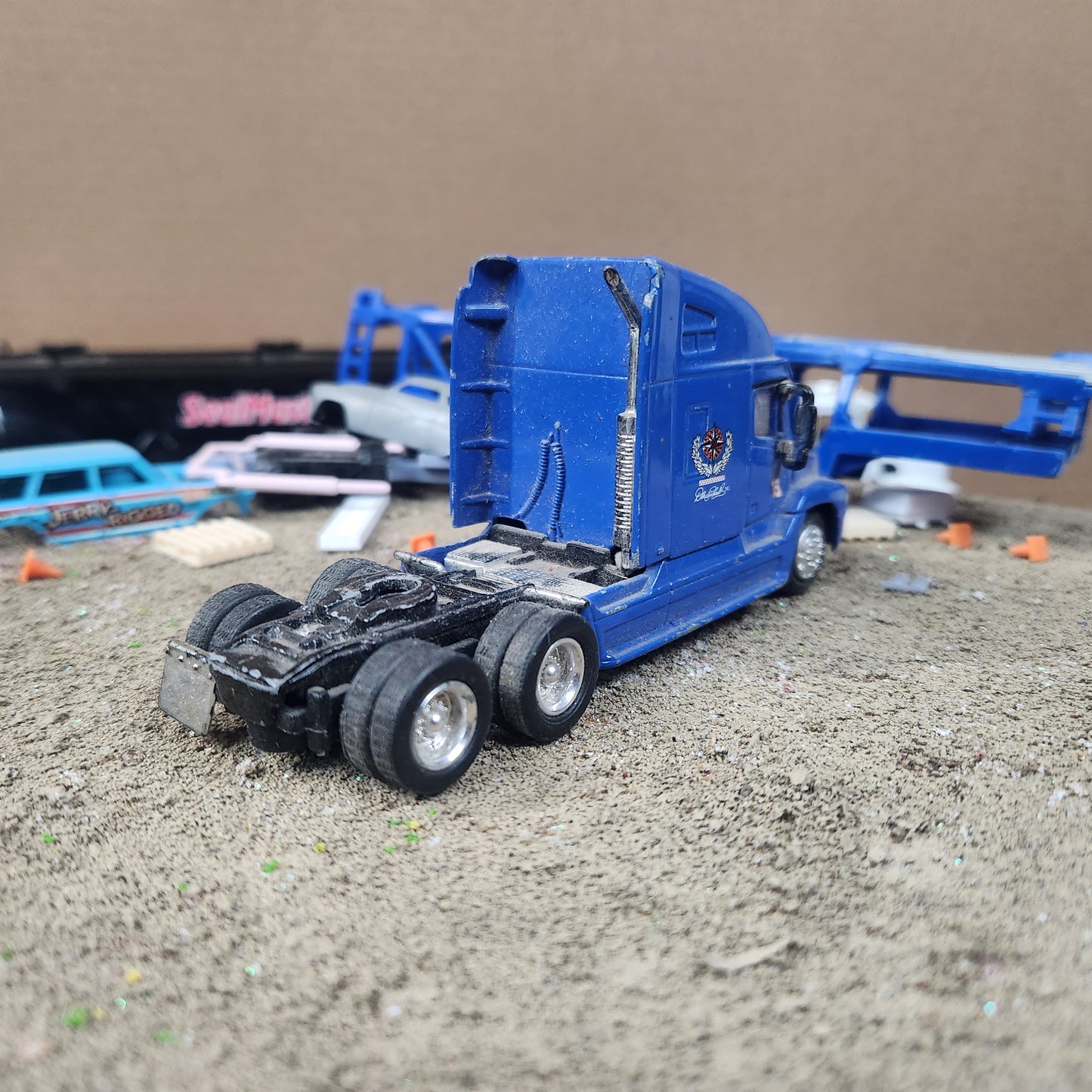 1:64 Nascar Hauler Semi Truck Blue