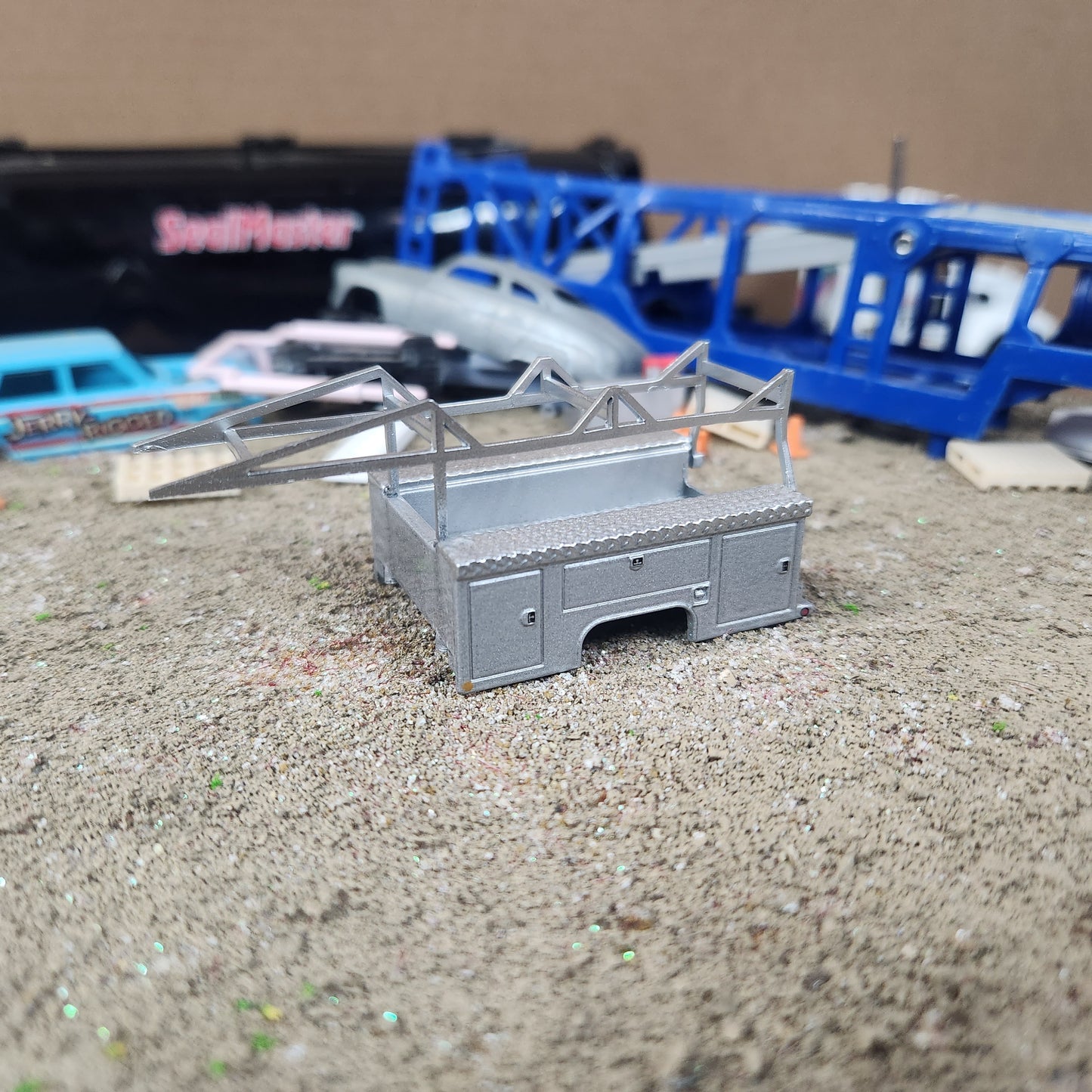 1:64 Greenlight Utility Truck Body with Ladder Rack
