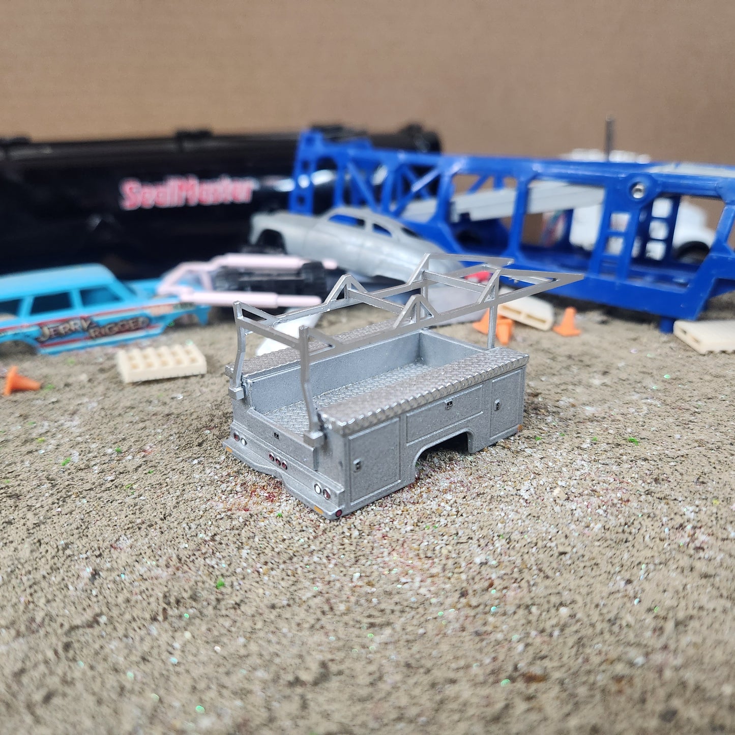 1:64 Greenlight Utility Truck Body with Ladder Rack