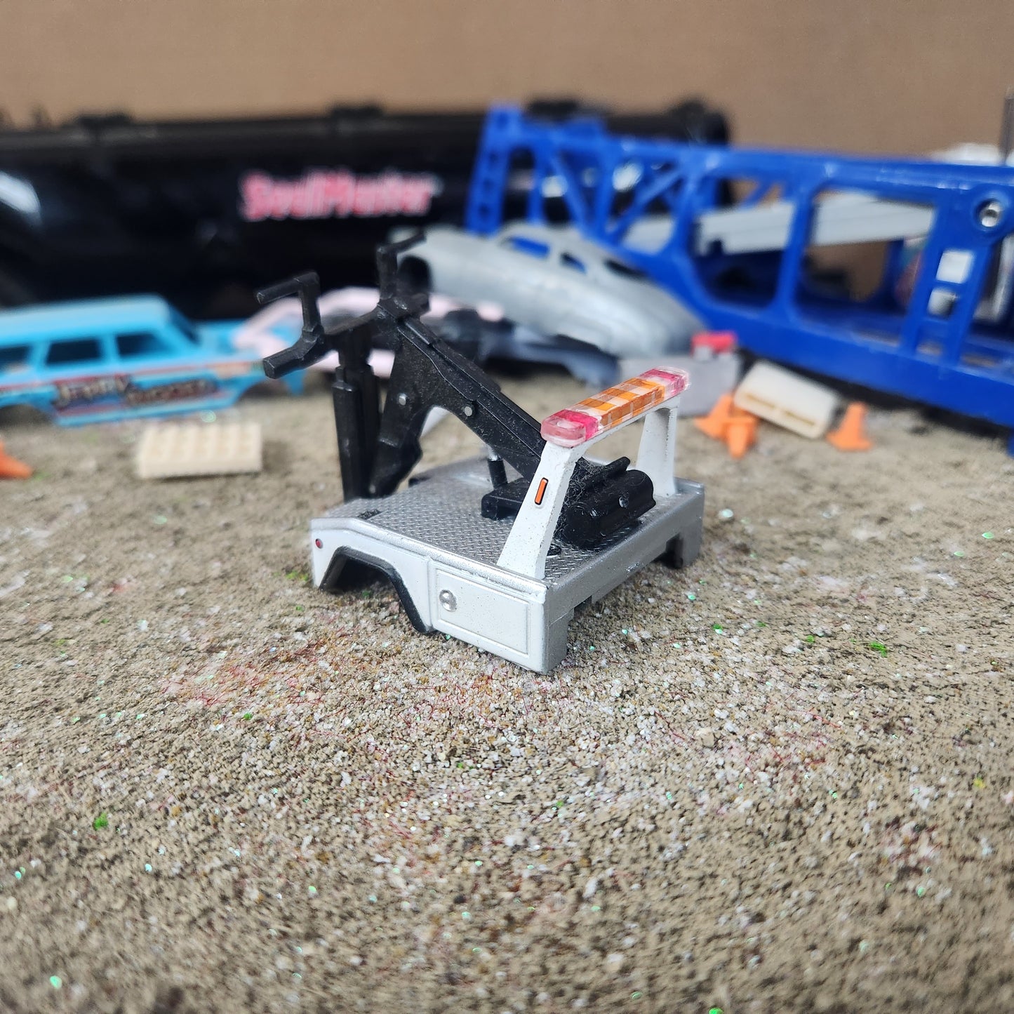 1:64 Greenlight Tow Truck Bed Body with Lights