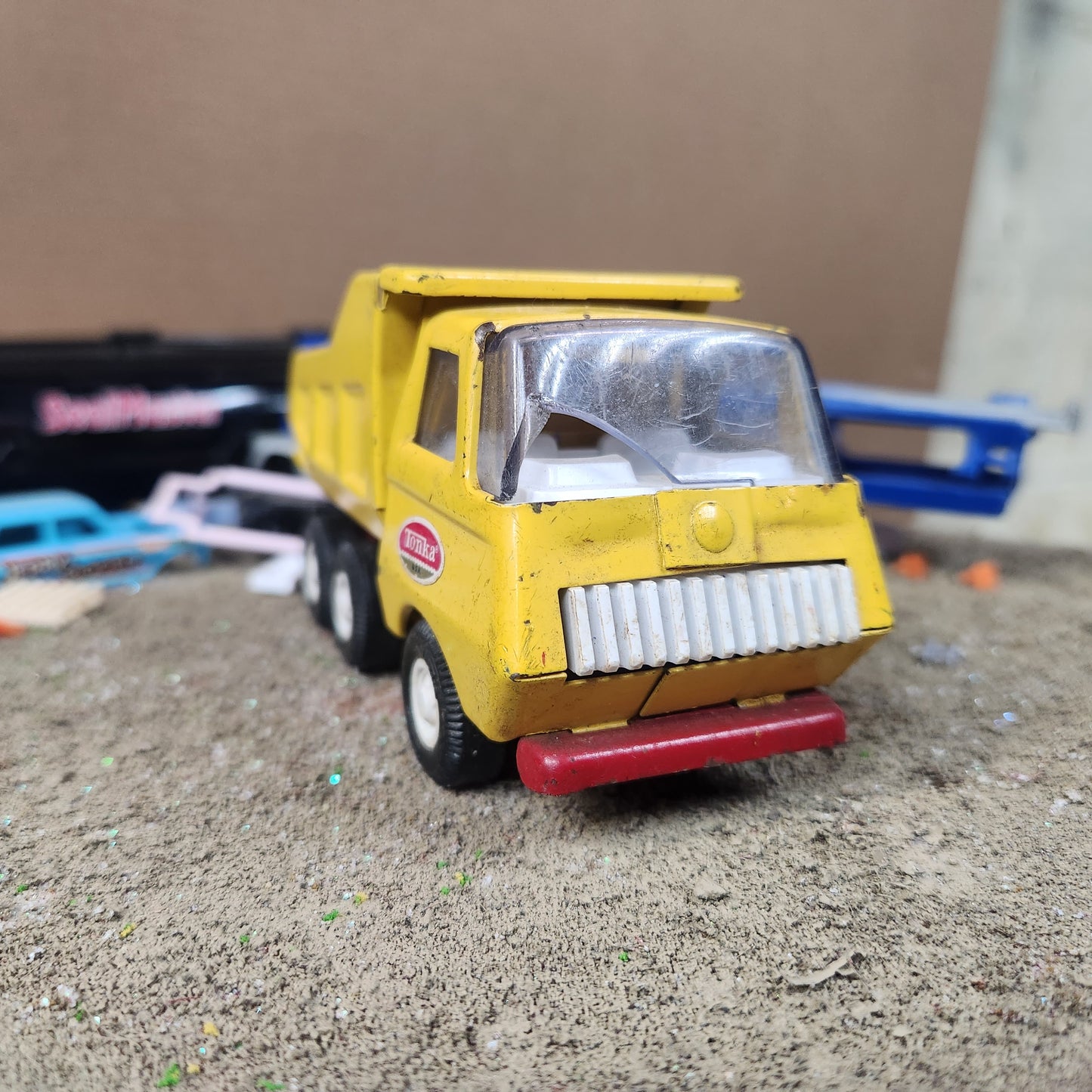 Vintage Tonka Dump Truck Unknown Scale 1:50-1:43