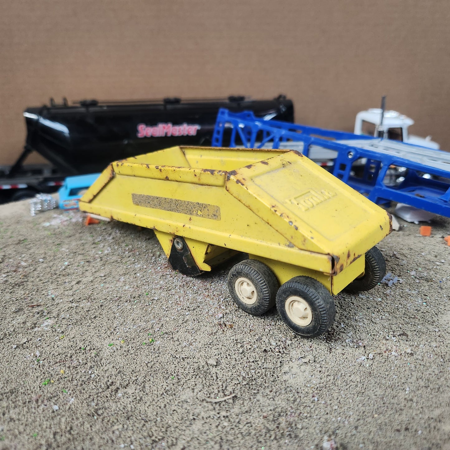 Vintage Tonka Bottom Dump Trailer Unkown Scale 1:50-1:43