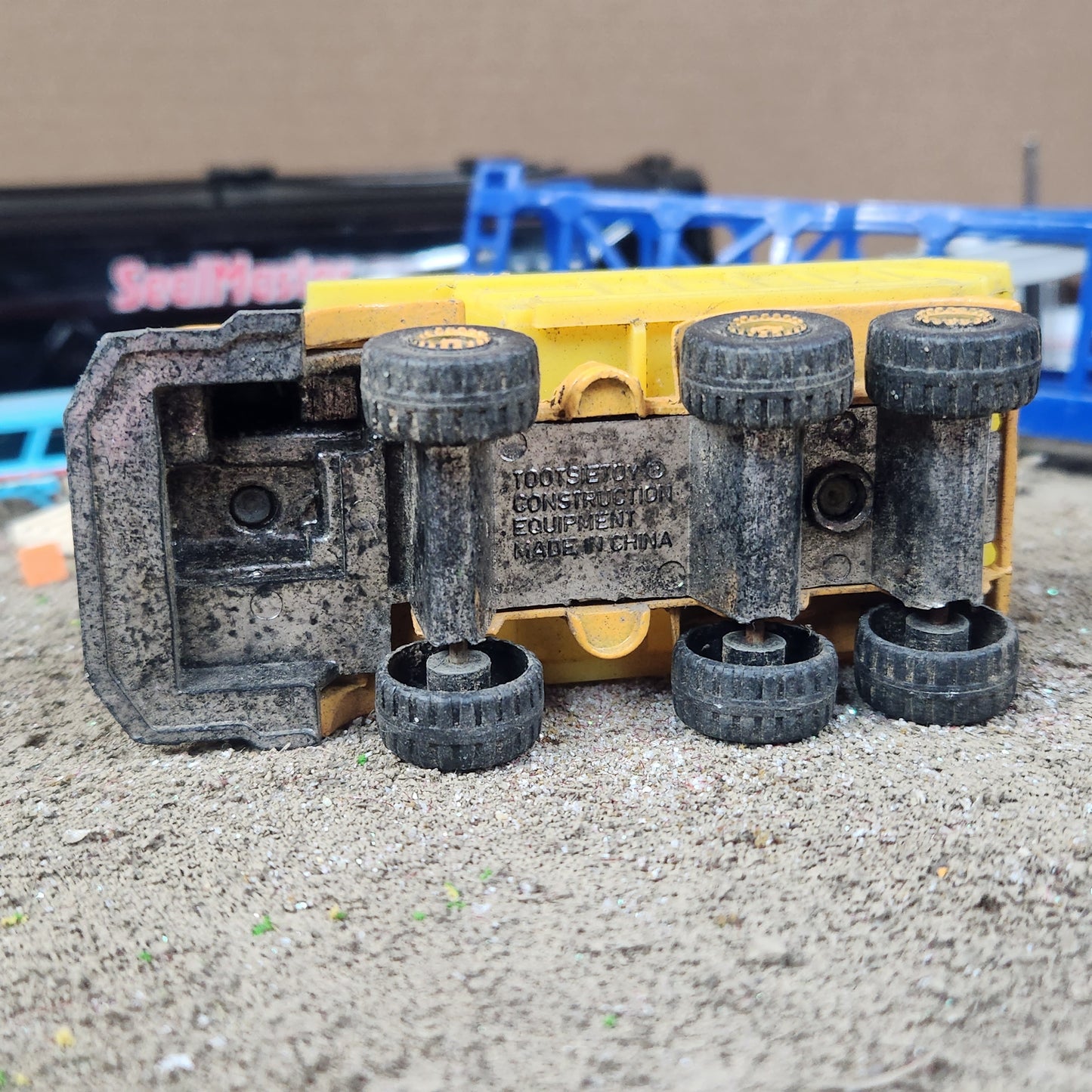 Vintage TootsieToy Heavy Duty Dump Truck Close to 1:64