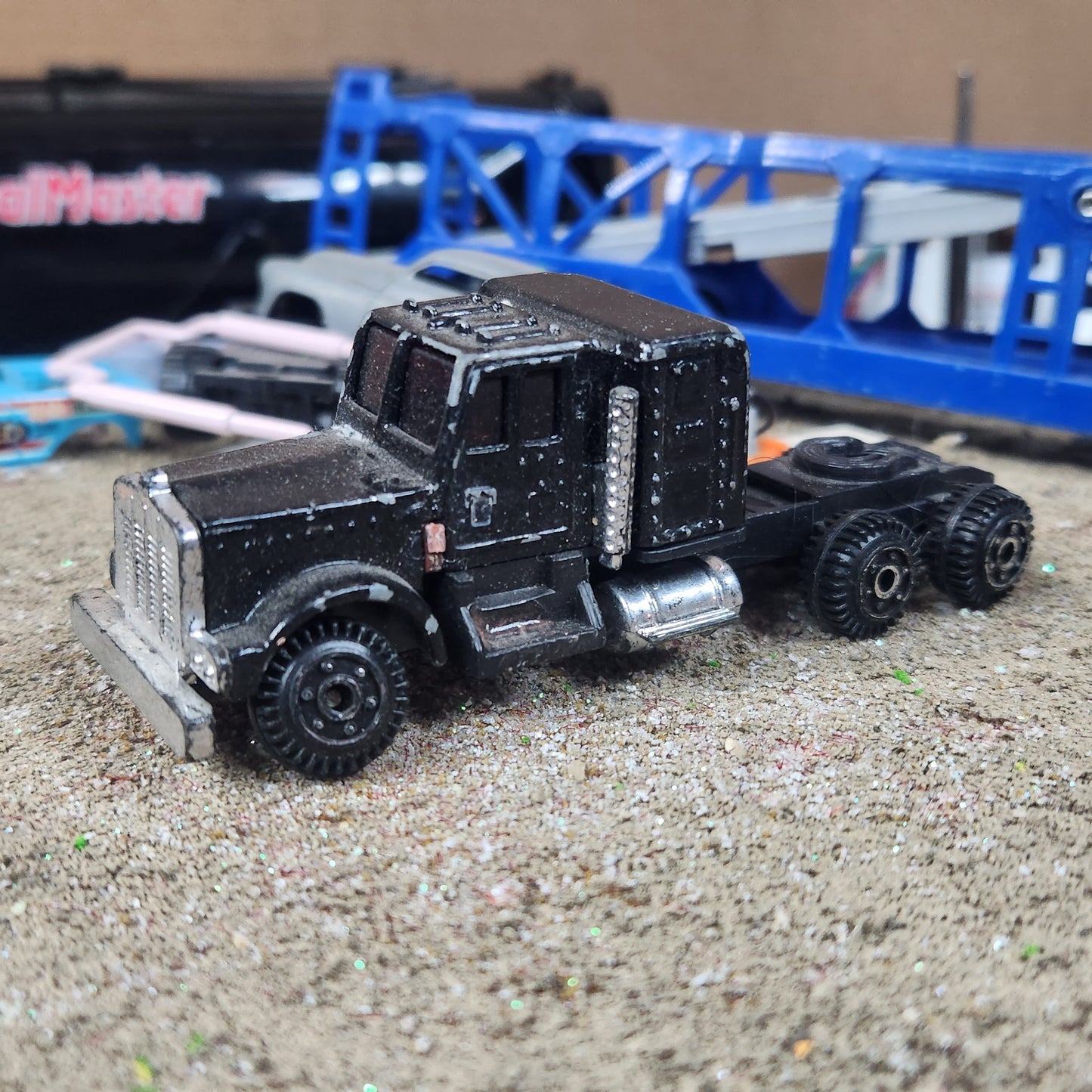 1:87 China Kenworth Style Semi Truck Black