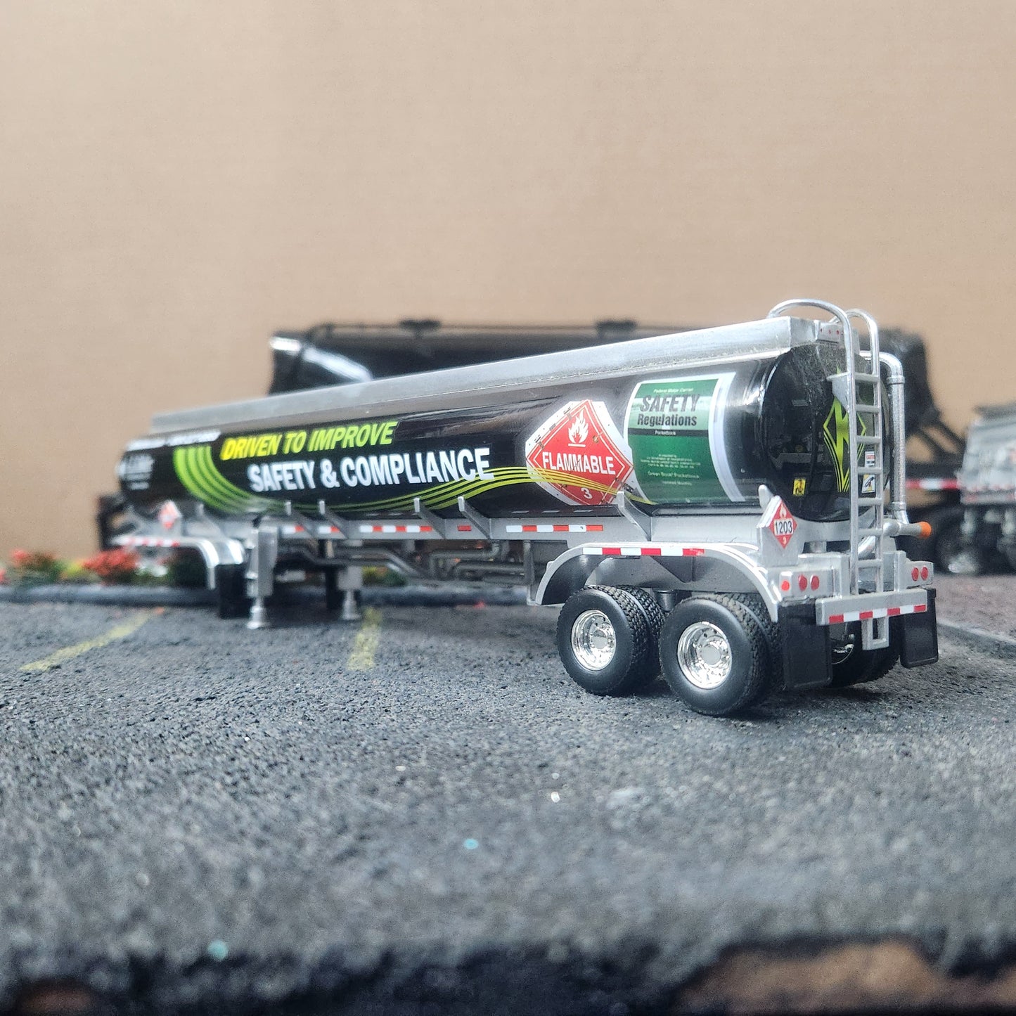 First Gear/DCP 1:64 Scale Tandem Tank Trailer Only JJ Keller Tanker