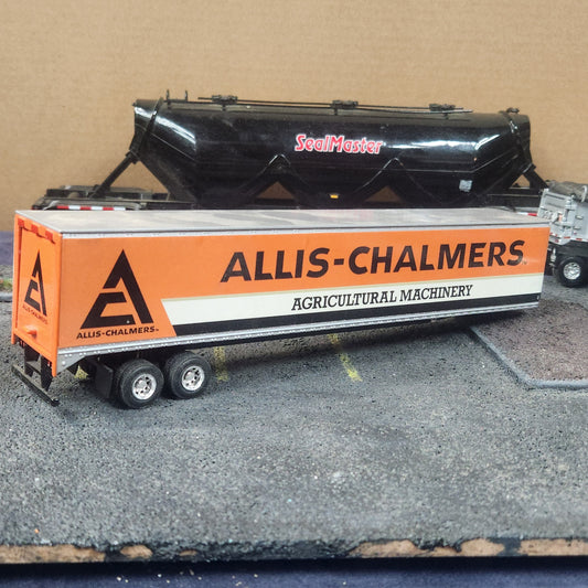Speccast 1:64 Scale Allis Chalmers Agriculture Trailer Only