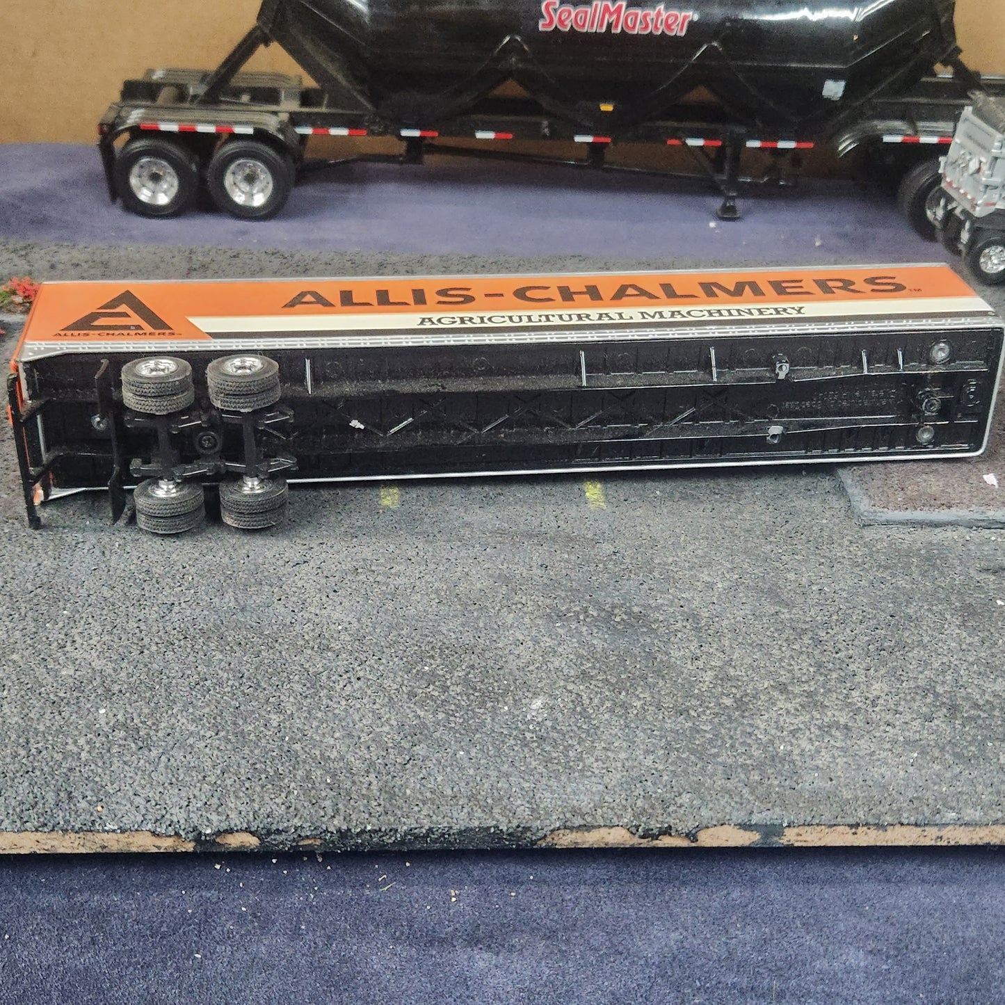 Speccast 1:64 Scale Allis Chalmers Agriculture Trailer Only