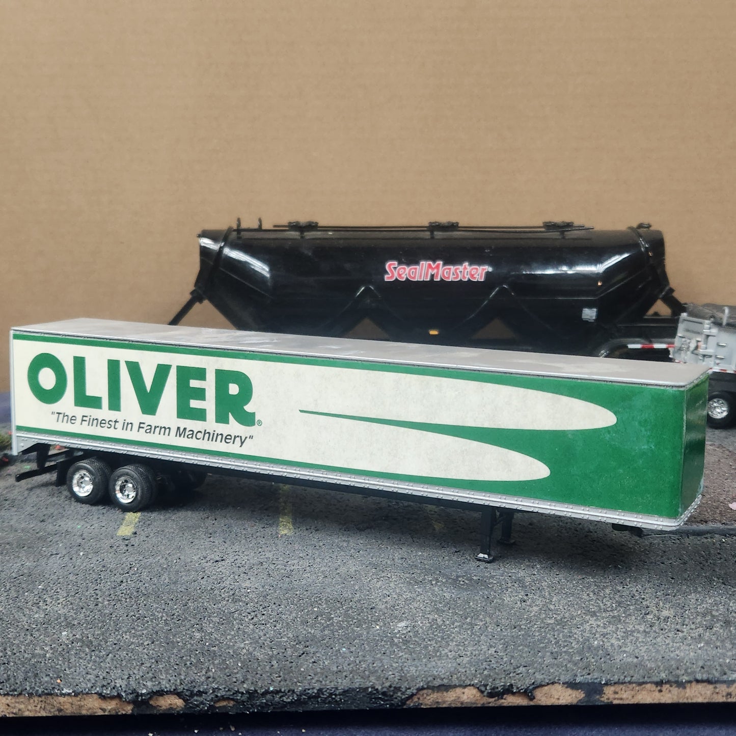 Speccast 1:64 Scale Oliver Tractors Trailer Only