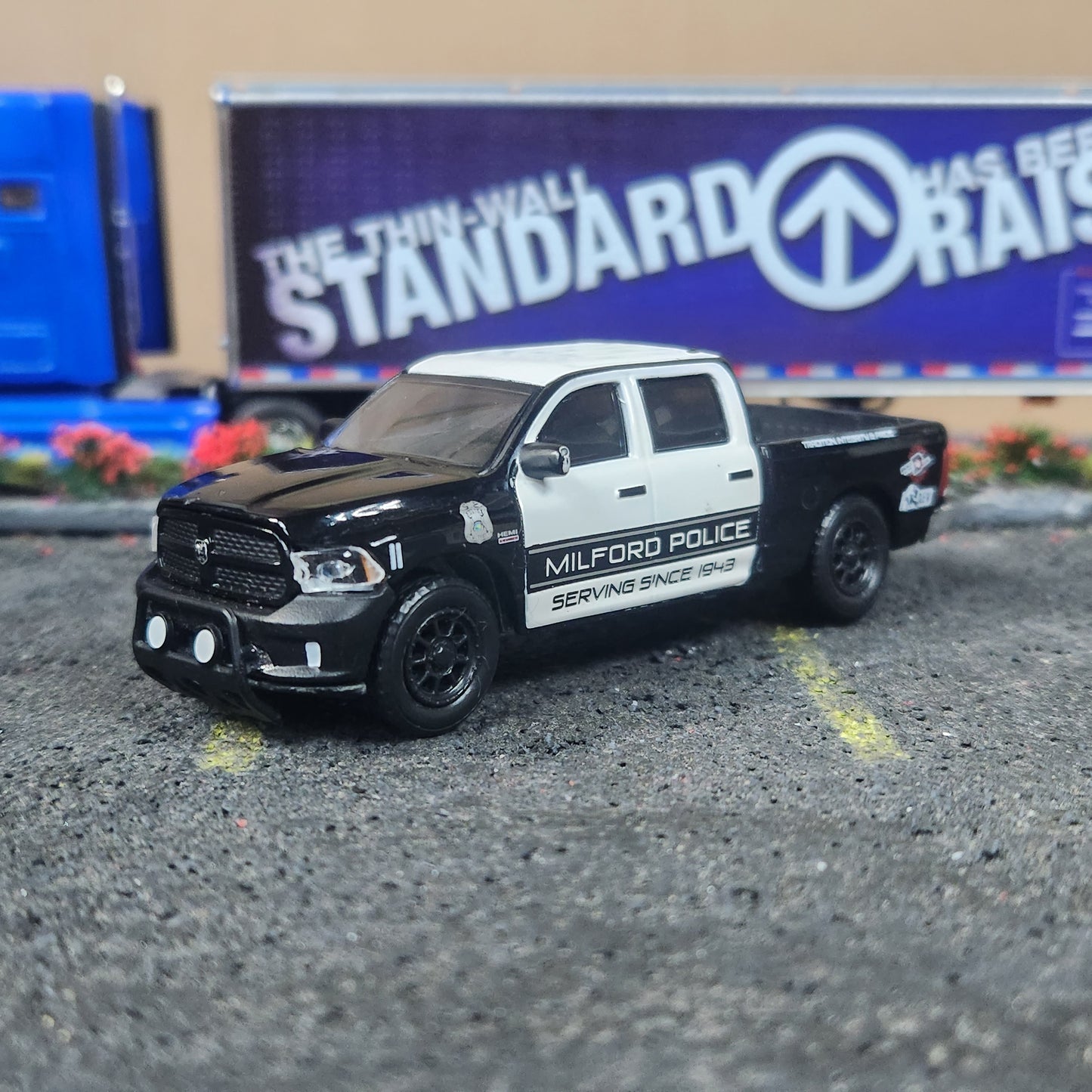 1:64 Scale Greenlight Milford Police 2017 Ram 1500 Truck