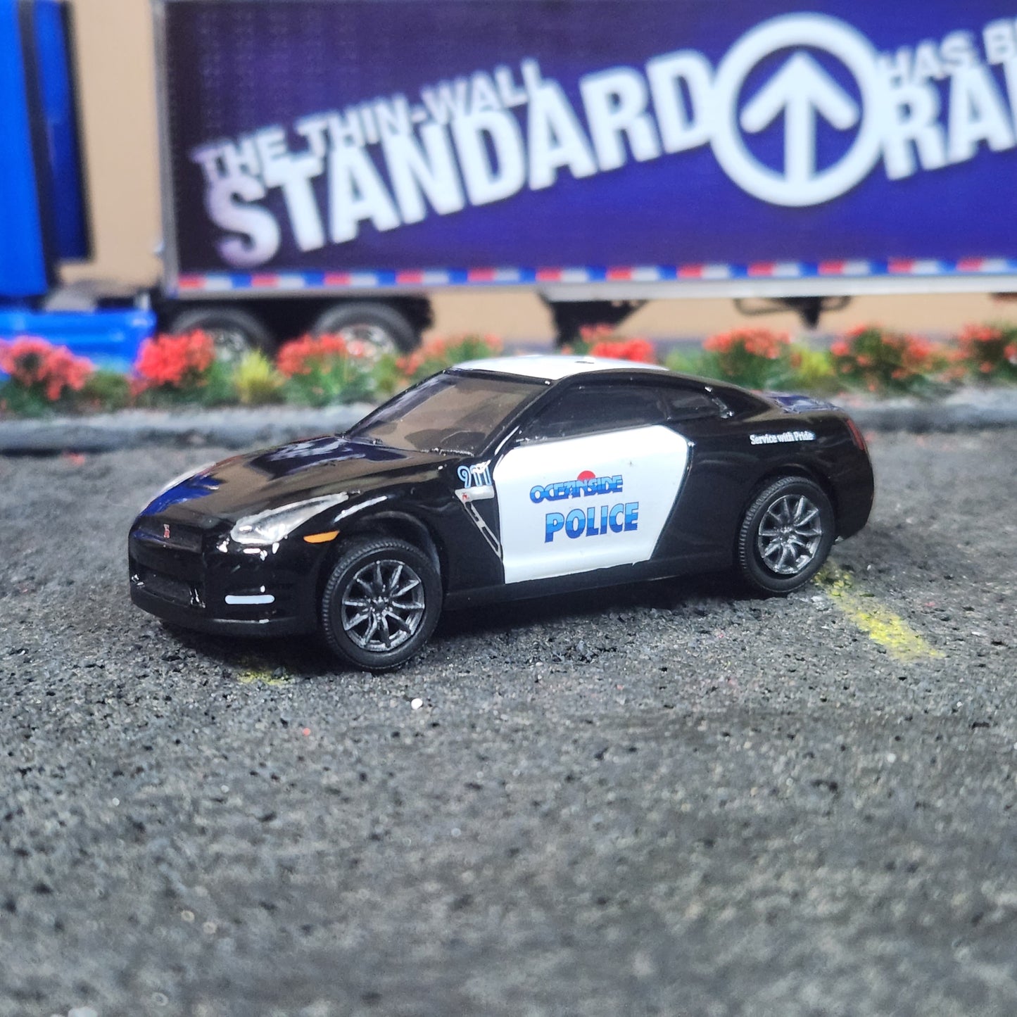 1:64 Scale Greenlight Oceanside Police 2015 Nissan GTR Police Interceptor