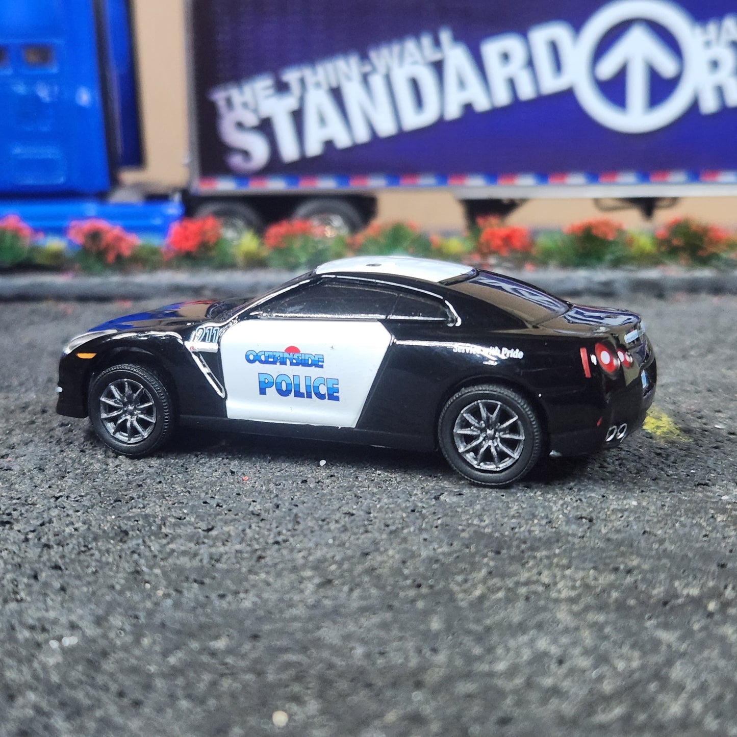 1:64 Scale Greenlight Oceanside Police 2015 Nissan GTR Police Interceptor