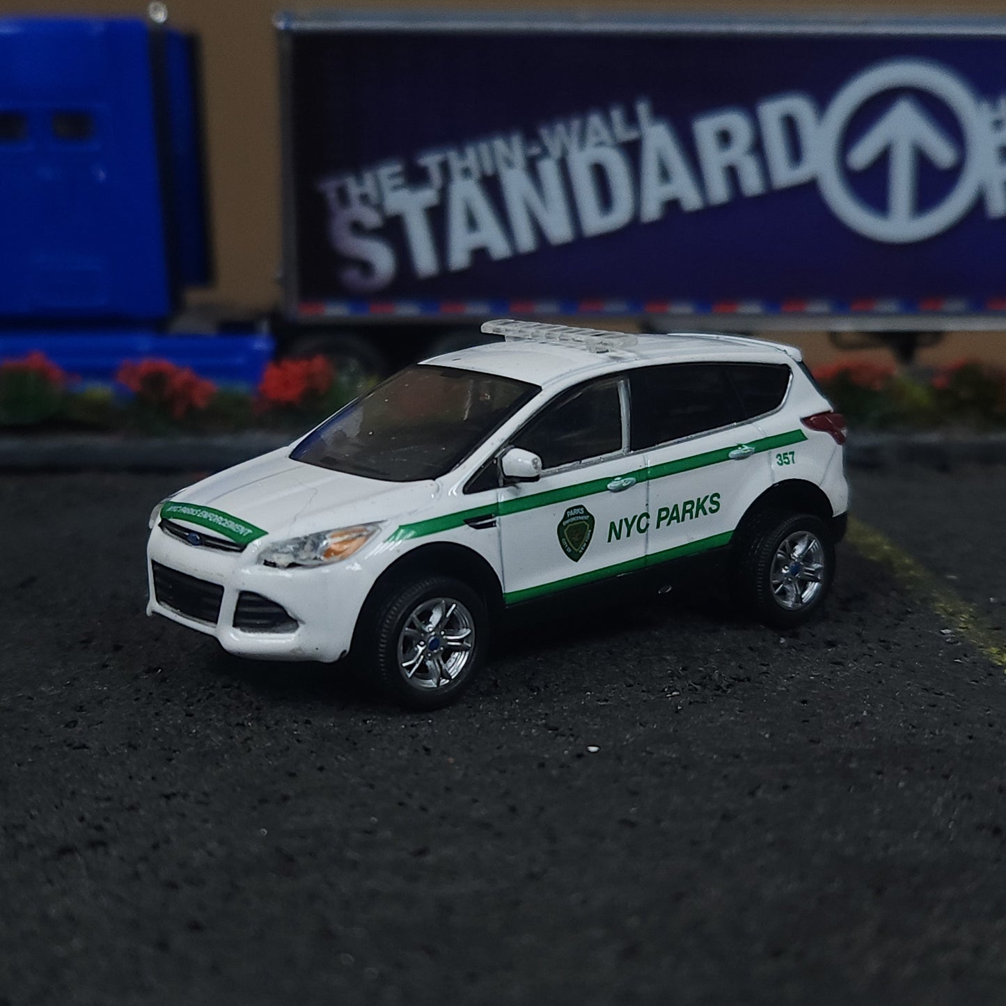 1:64 Scale Greenlight NYC Parks 2013 Ford Escape Car