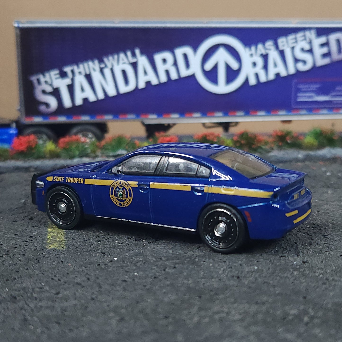 1:64 Scale Greenlight New York State Police 2017 Dodge Charger Pursuit Interceptor