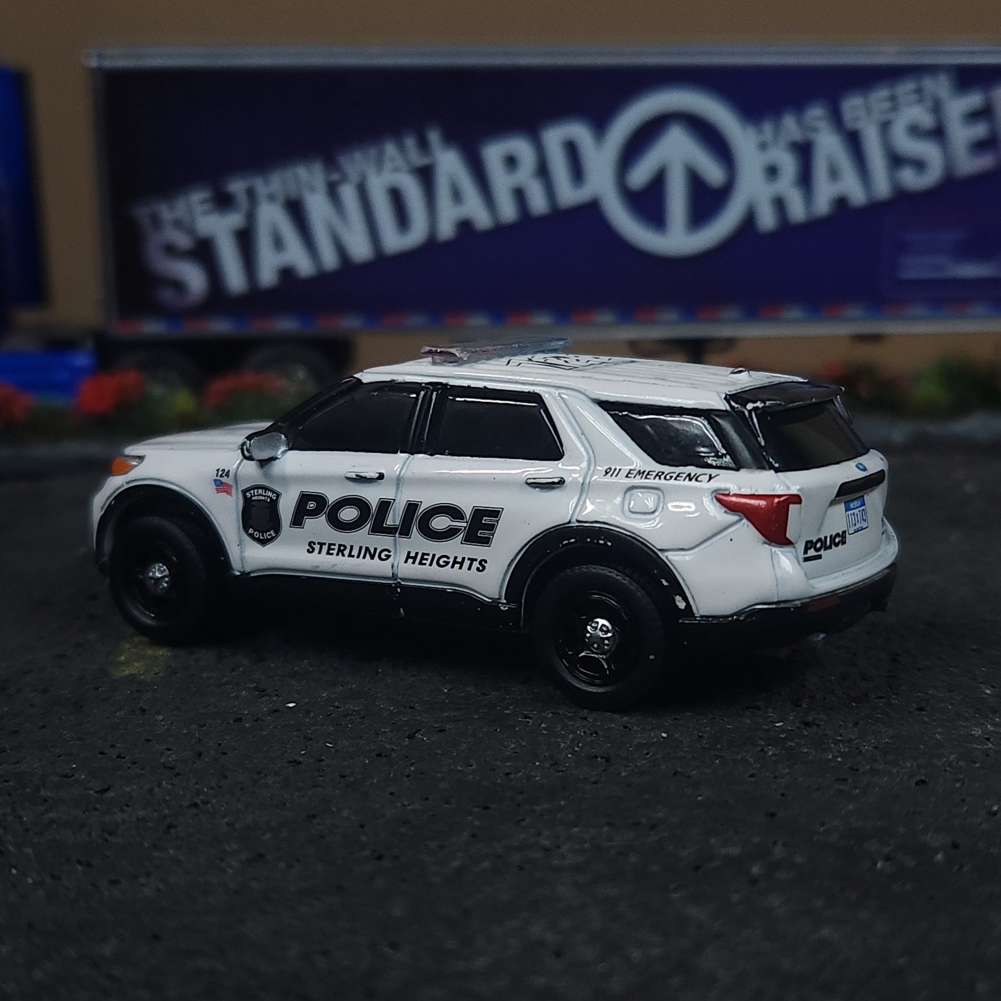 1:64 Scale Greenlight Sterling Heights Michigan 2020 Ford Explorer Utility