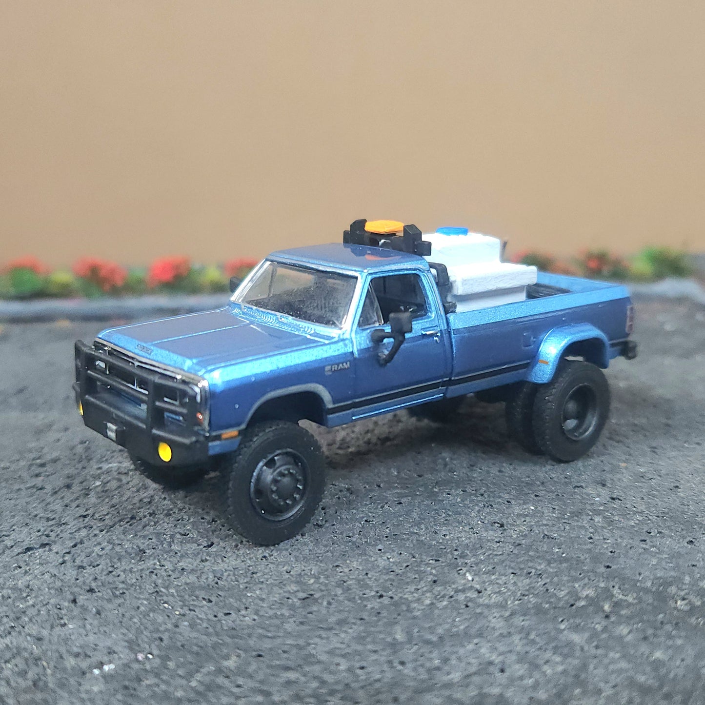 Fully Custom 1:64 Greenlight Lifted Dodge D350 Dually Farm Water Work Truck