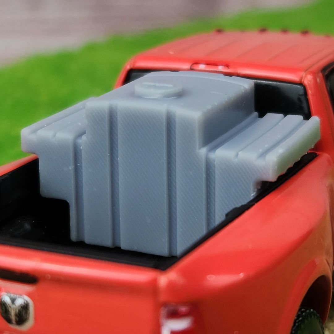 1:64 Scale 3D Printed 300 Gallon Truck Bed Liquid Transportation Tank Fertilizer