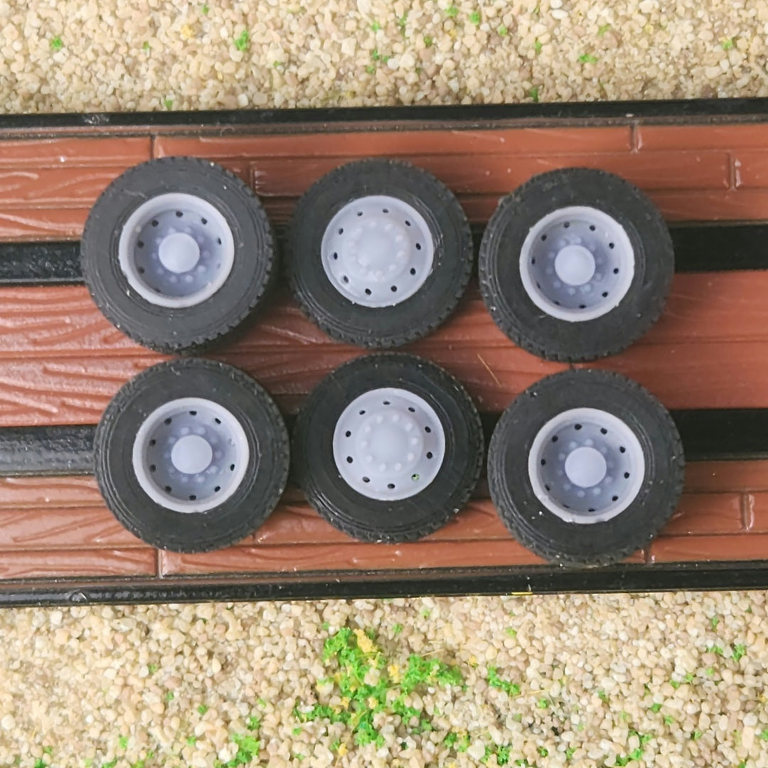 1:87 HO Scale 3D Printed Semi Truck 10 Hole Style Wheels and Tires Full Set