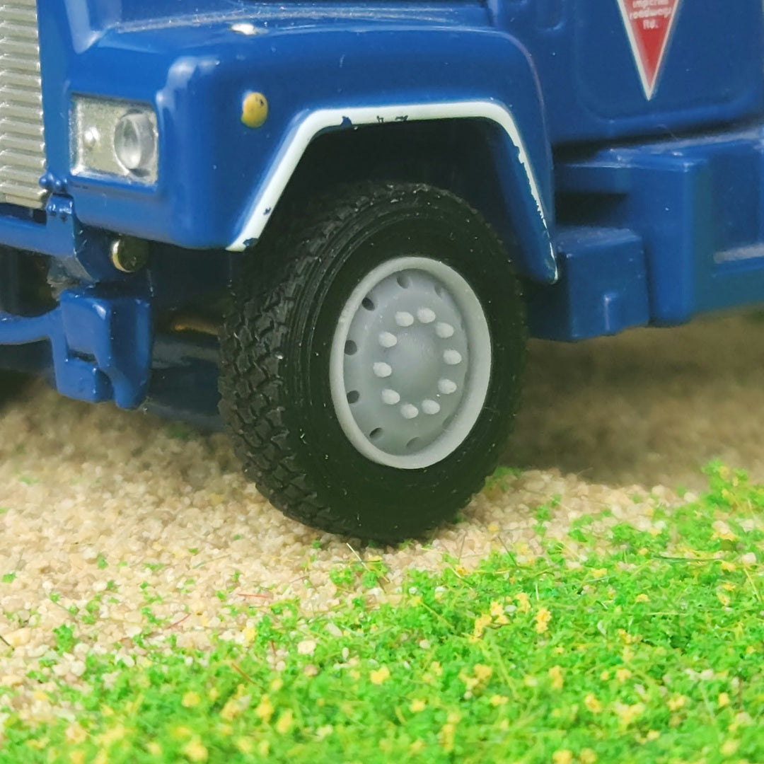 1:64 3D Printed Semi Truck Heavy Haul Style Front Float Super Single Wheels Tire