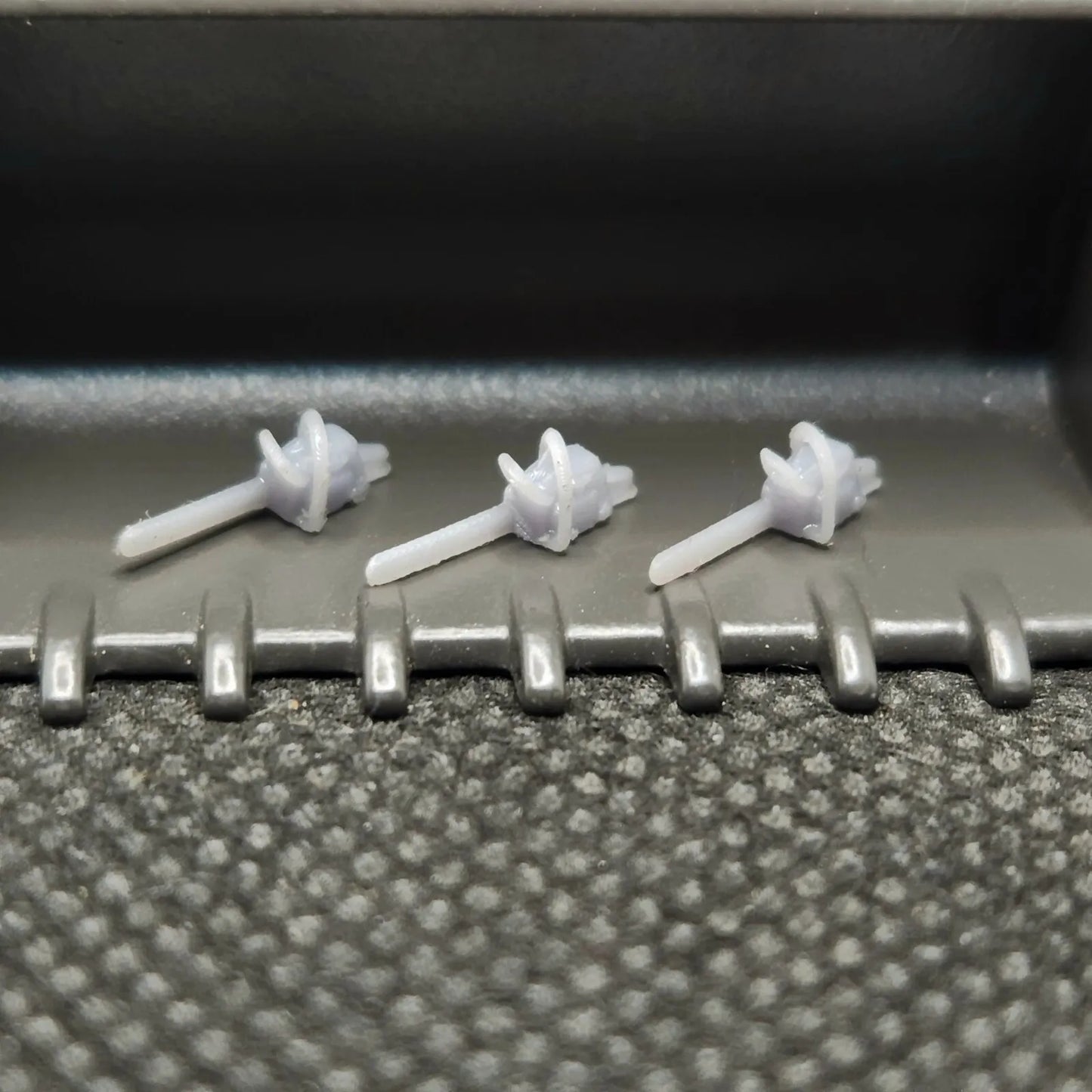 1:87 HO Scale 3D Printed Chainsaw Pack of 3