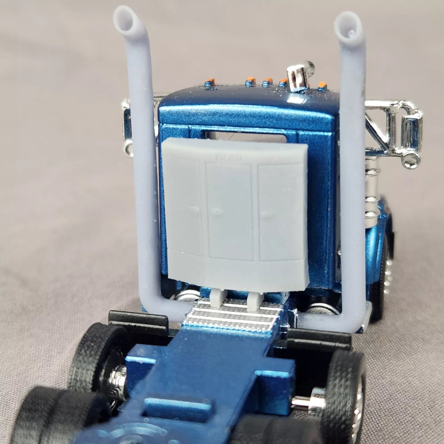 1:87 HO Scale 3D Printed Fleet Headache Cabinet Rack