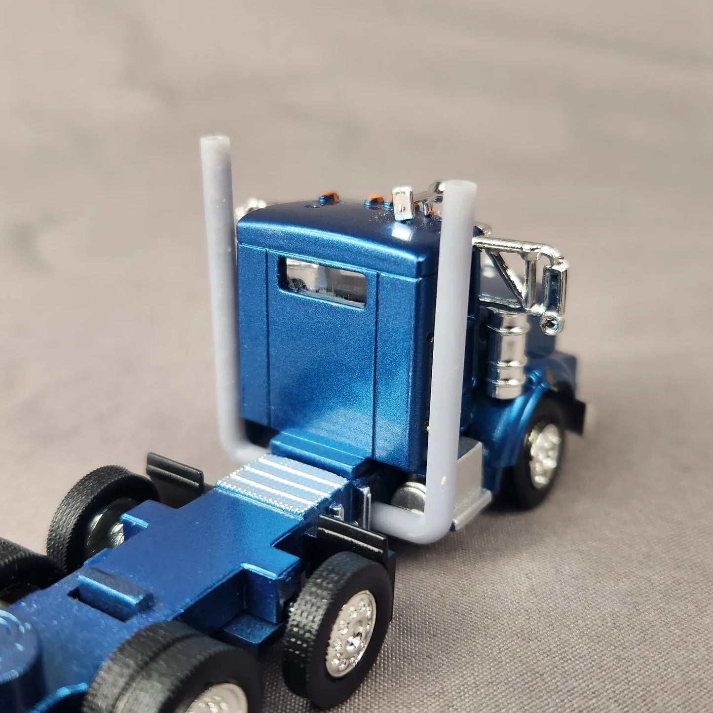 1:87 HO Scale 3D Printed Semi Truck Flat Top 9" Exhaust Stacks Pair of 2