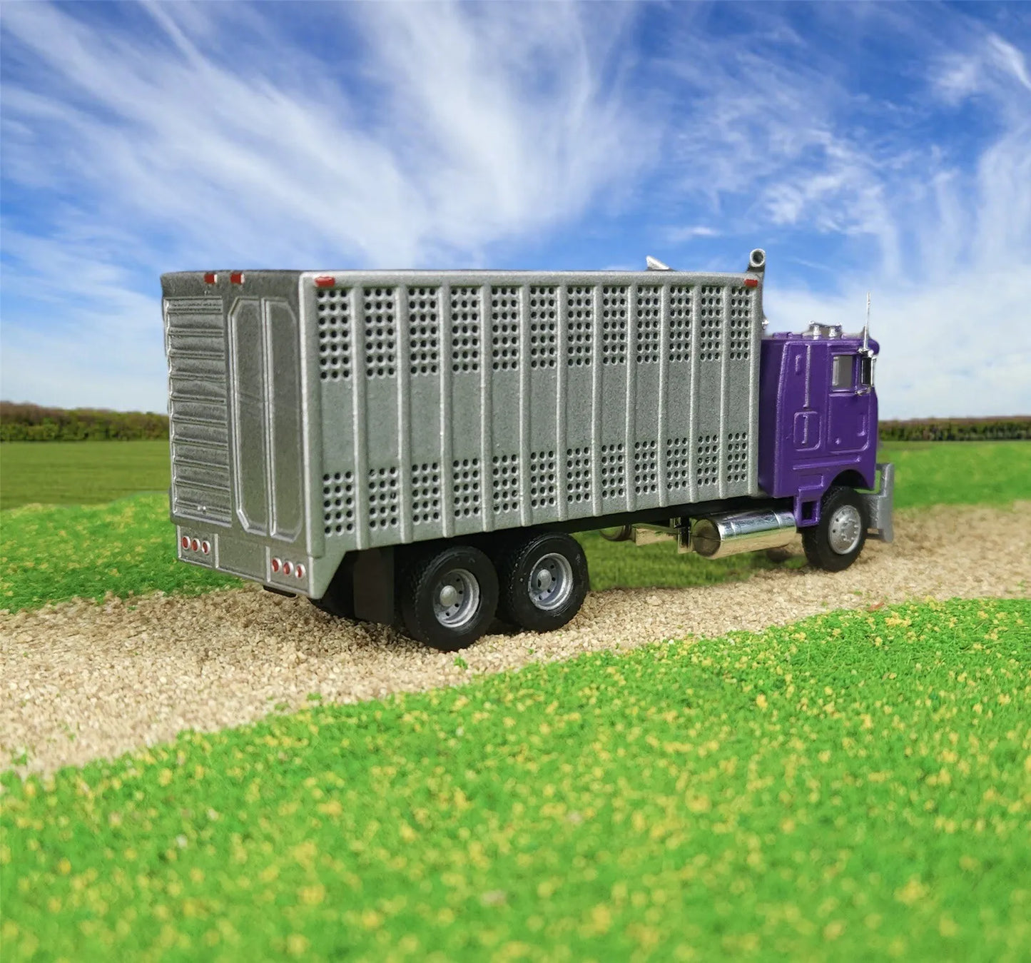 Custom HO 1:87 Scale Promotex Peterbilt COE Cattle Bull Hauler Straight Truck