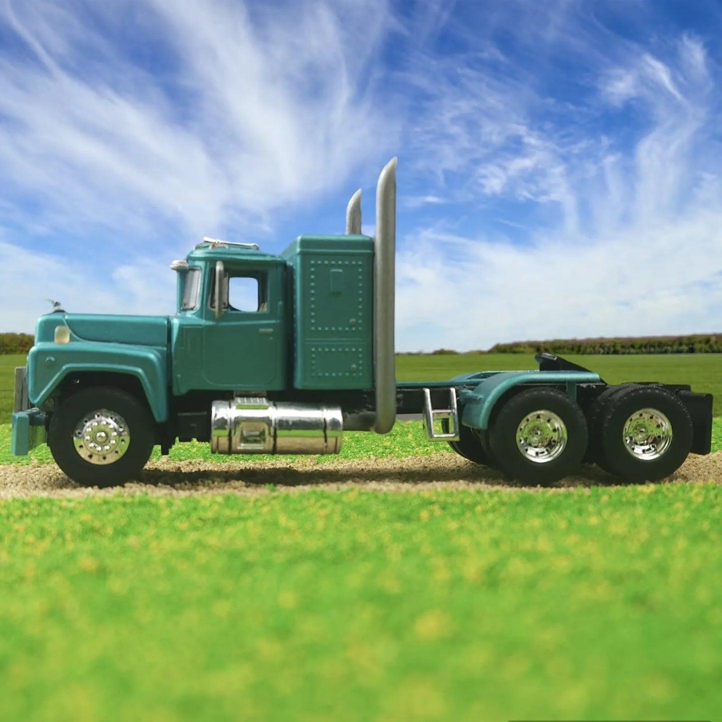 Fully Customized First Gear 1:64 Mack R Model DCP Cab Only Many Custom Parts