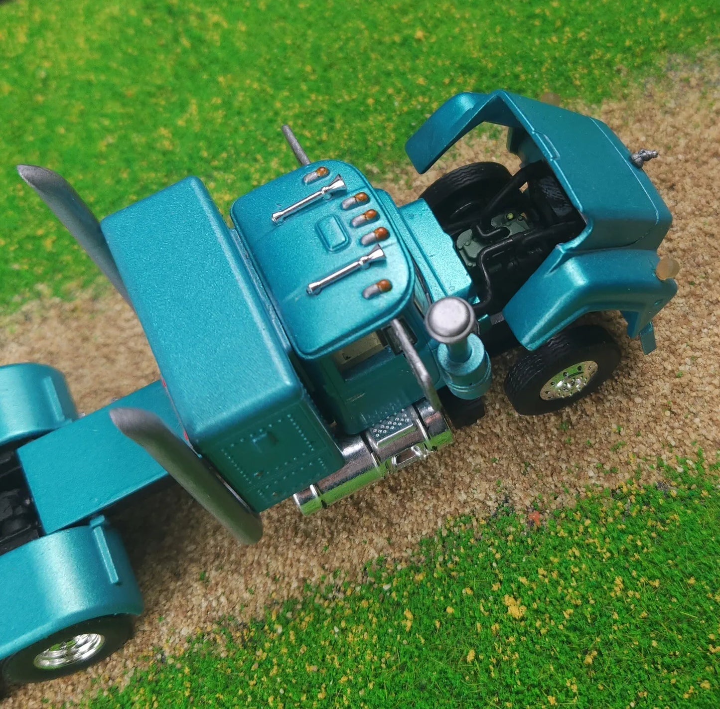 Fully Customized First Gear 1:64 Mack R Model DCP Cab Only Many Custom Parts