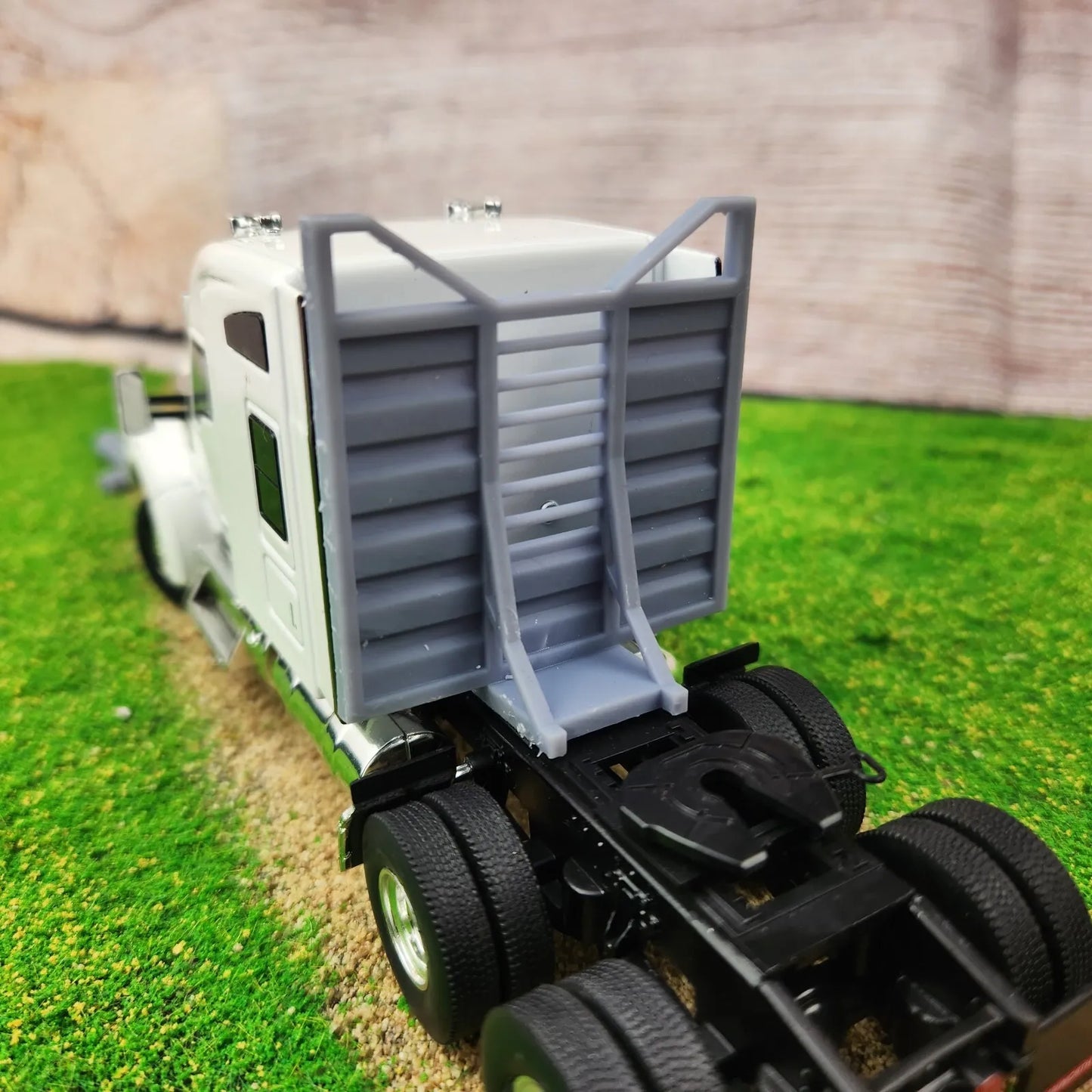 1:50 Scale 3D Printed Semi Truck Logging Headache Rack V1 with Optional Window