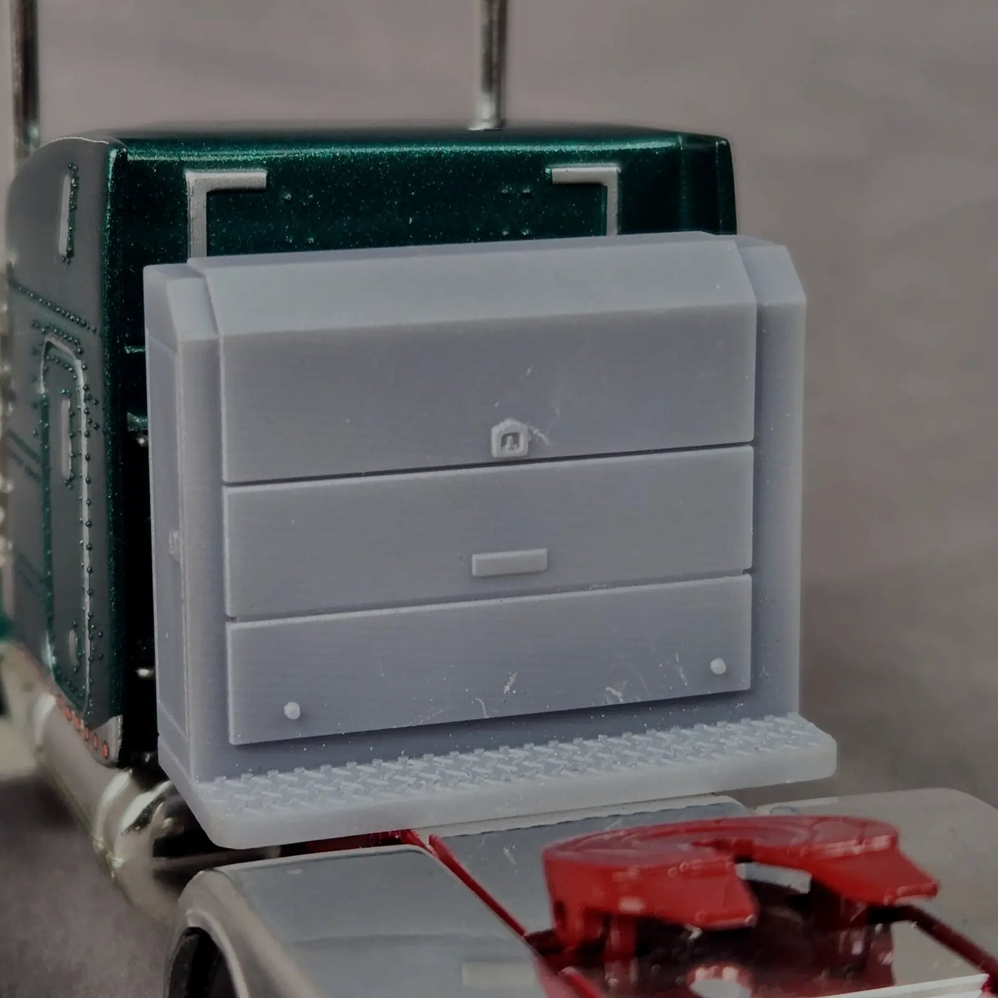1:64 3D Printed Heavy Duty Semi Truck Headache Cabinet Rack