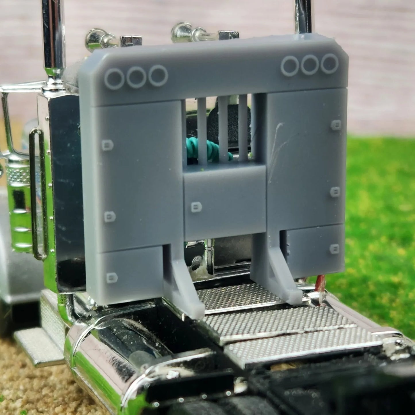 1:64 Scale 3D Printed Heavy Haul Semi Truck Headache Cabinet Rack