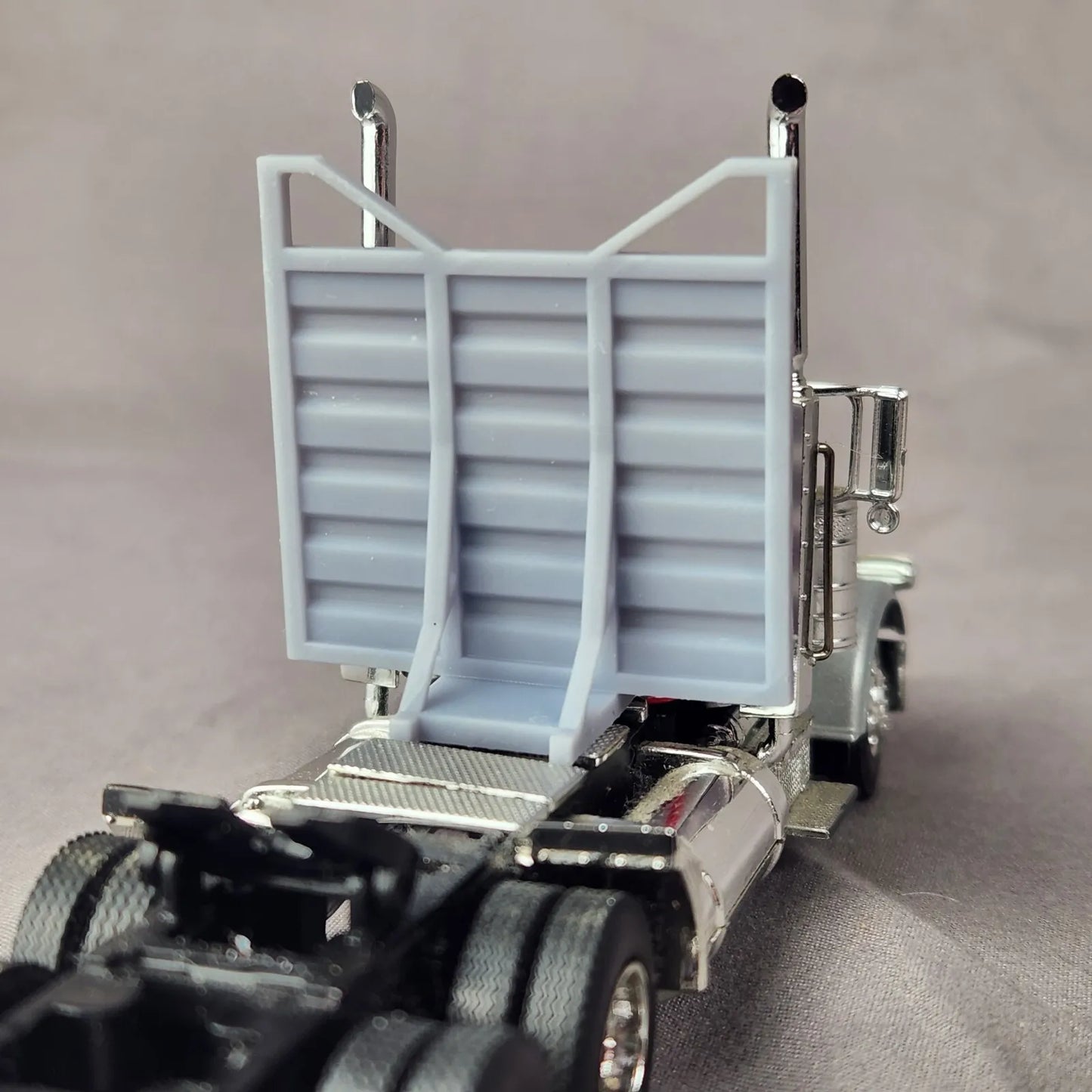 1:64 Scale 3D Printed Semi Truck Logging Headache Rack V1