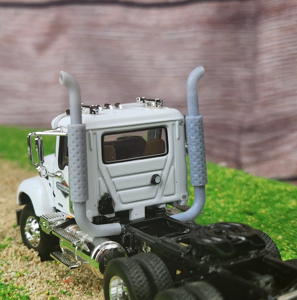 1:64 Scale 3D Printed Semi Truck Short 7